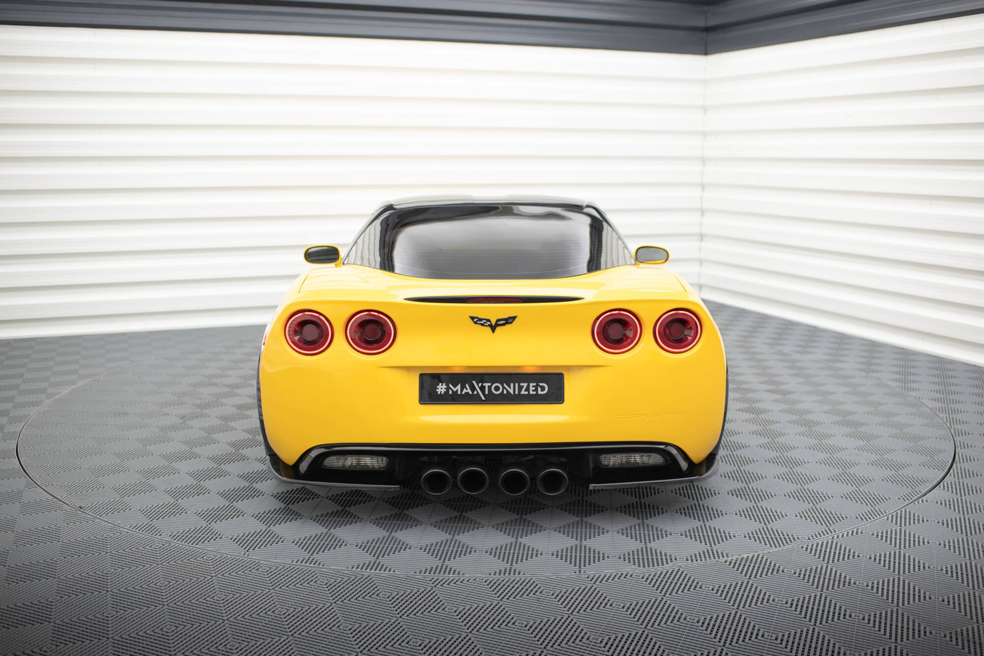 Street+ Heck Ansatz Flaps passend für Chevrolet Corvette Widebody C6 schwarz Hochglanz