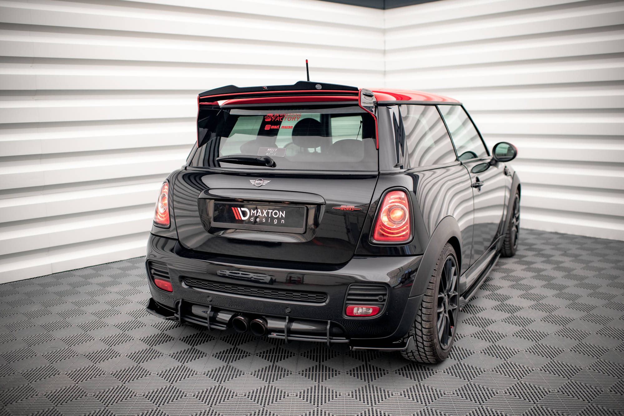 Street Pro Heckschürze Heck Ansatz Diffusor passend für Mini Cooper John Cooper Works R56 schwarz-rot