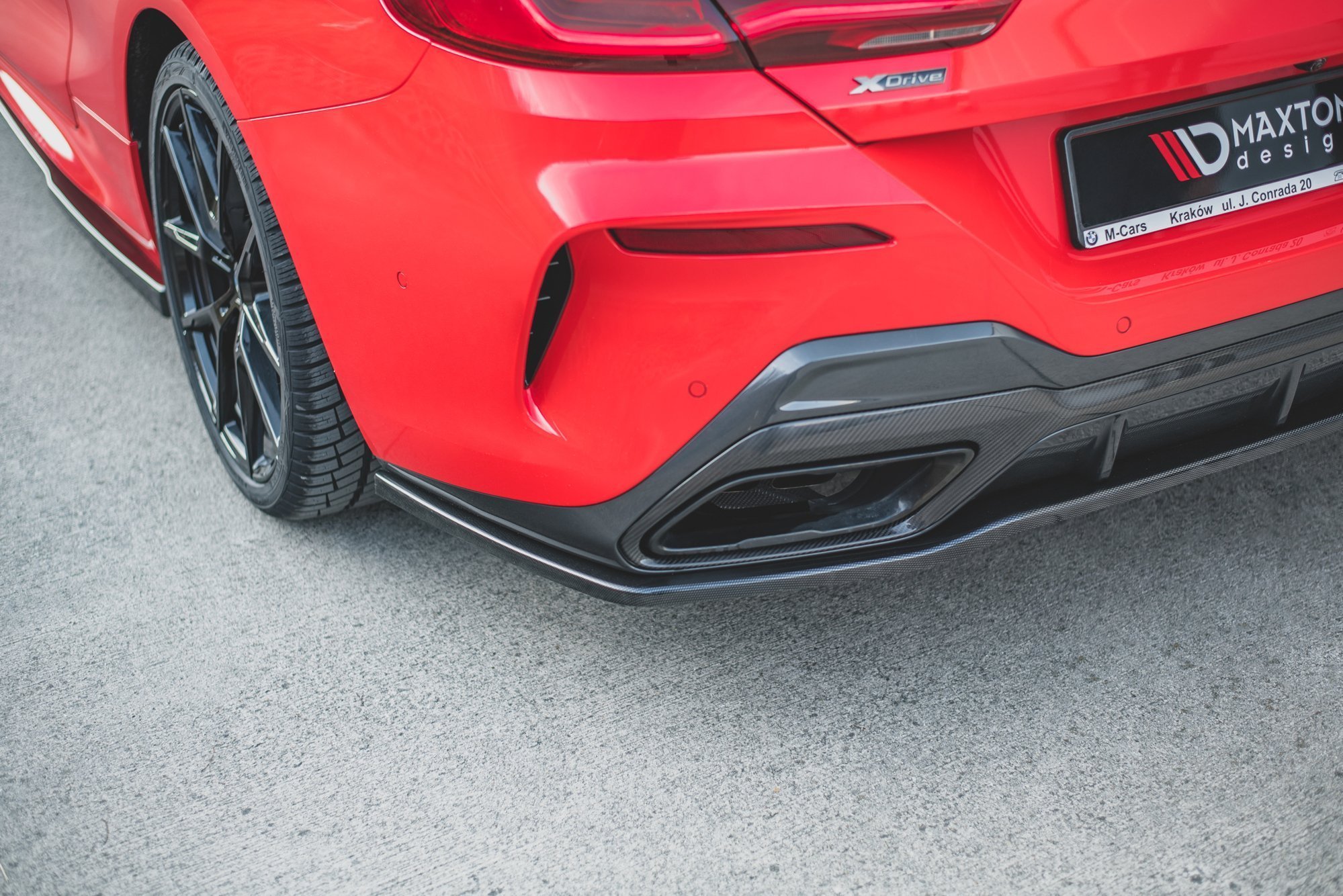 Mittlerer Diffusor Heck Ansatz für BMW 8 Coupe M-Paket G15 Carbon Look