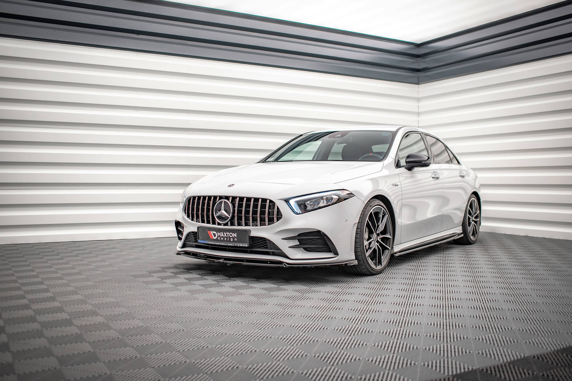 Street+ Spoilerlippe Front Ansatz V.4 passend für Mercedes A35 AMG / AMG-Line W177 schwarz Hochglanz