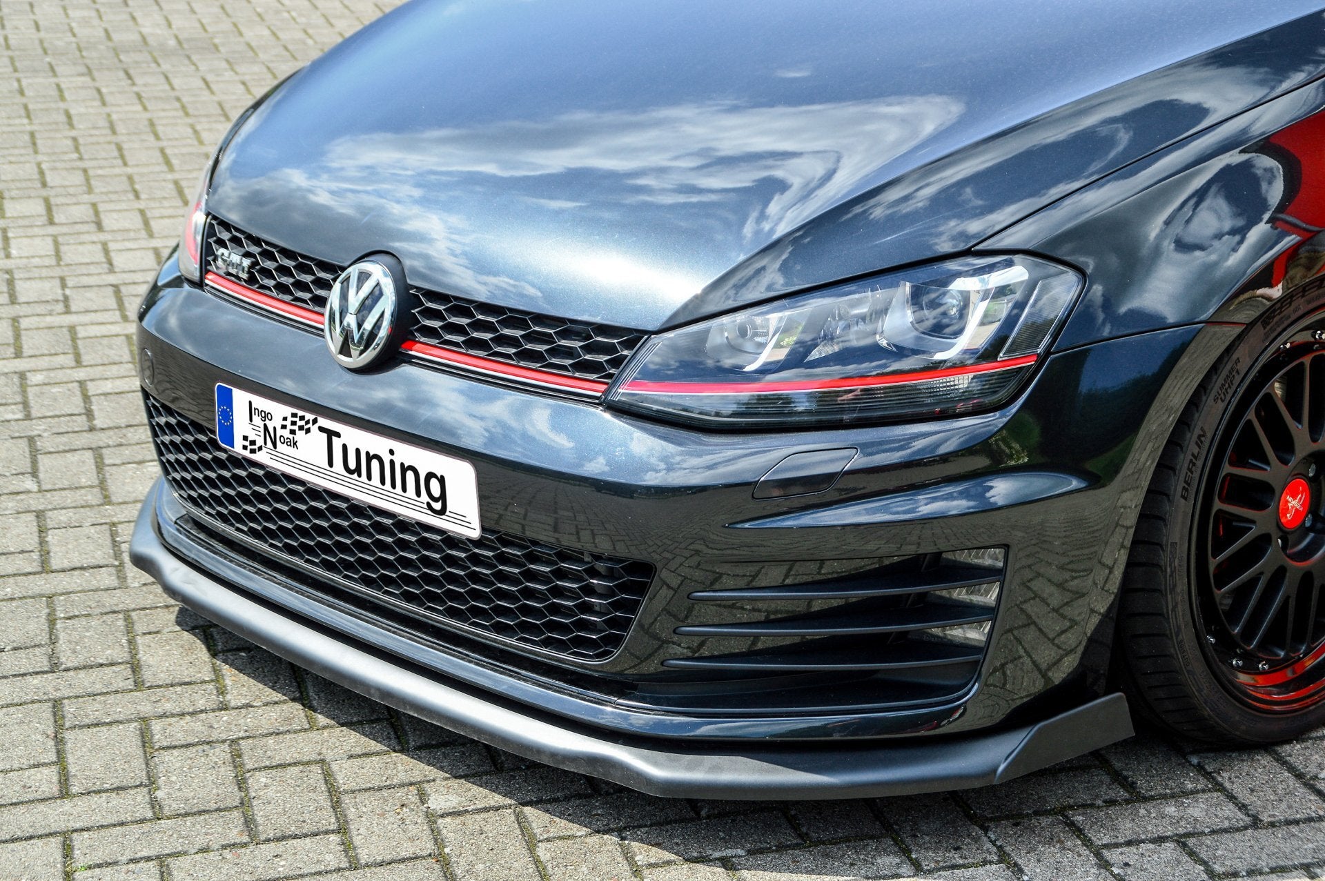 Cup Frontspoilerlippe V2 mit Wing für VW Golf 7 GTI GTD Carbon Optik