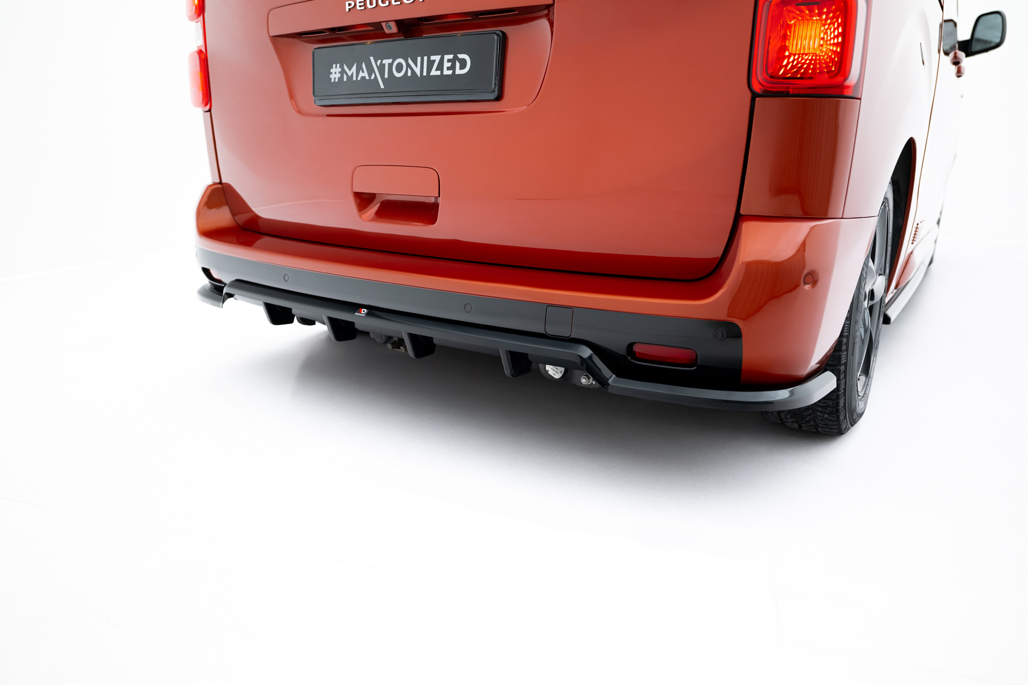 Street+ Mittlerer Diffusor RACE Heck Ansatz passend für Peugeot Partner Long Mk3 schwarz Hochglanz