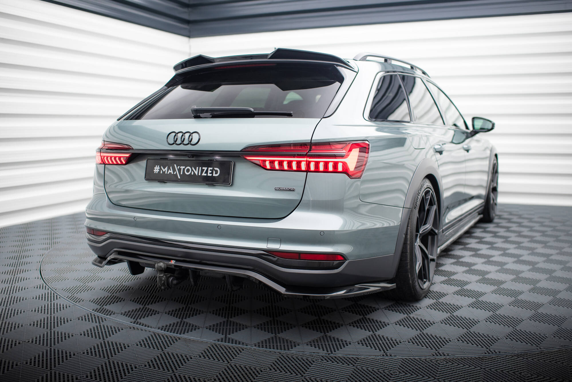 Street+ Mittlerer Diffusor RACE Heck Ansatz passend für Audi A6 Allroad C8 schwarz Hochglanz