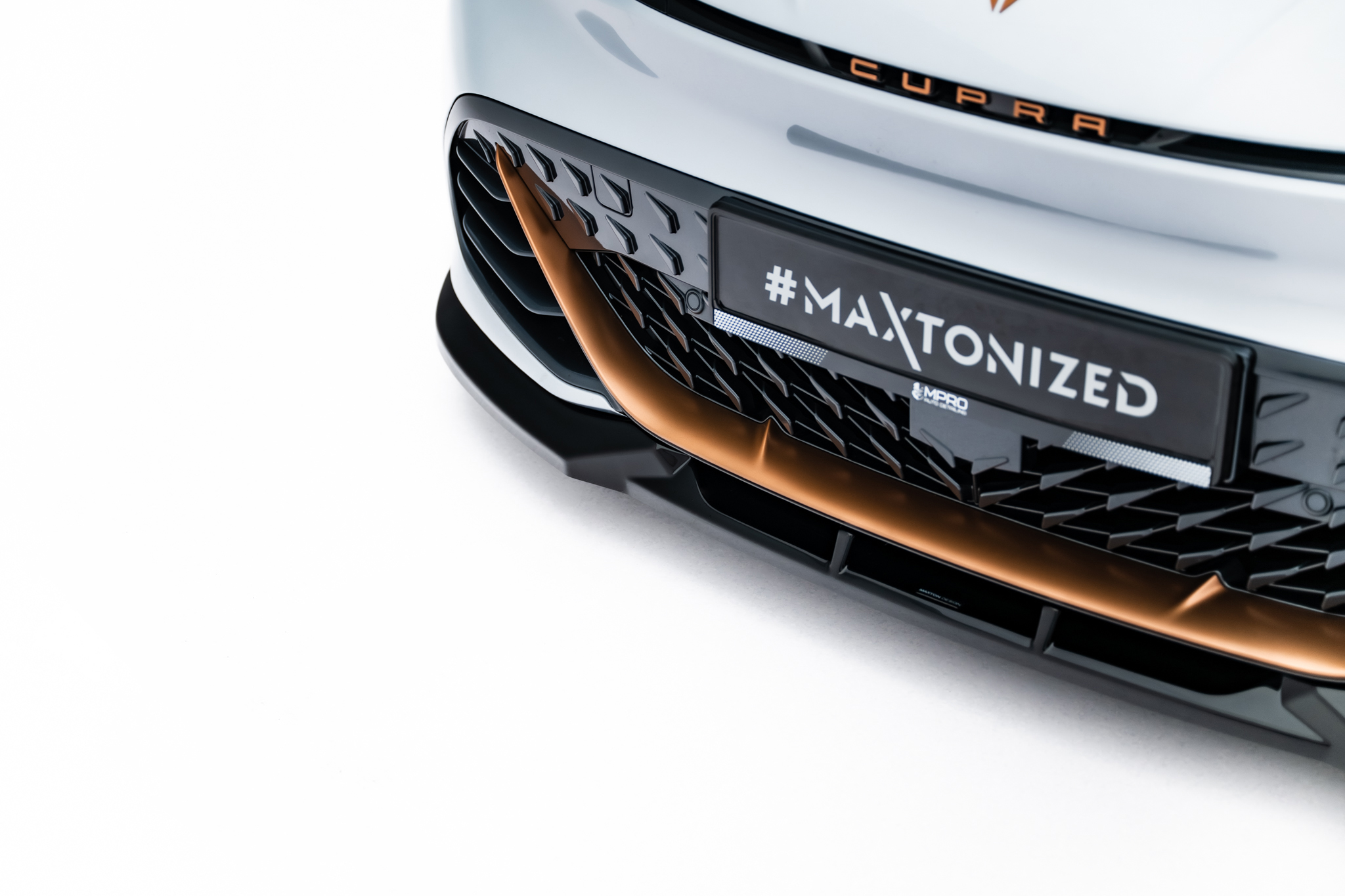 Frontlippe V.1 passend für CUPRA Born Mk1 schwarz Hochglanz