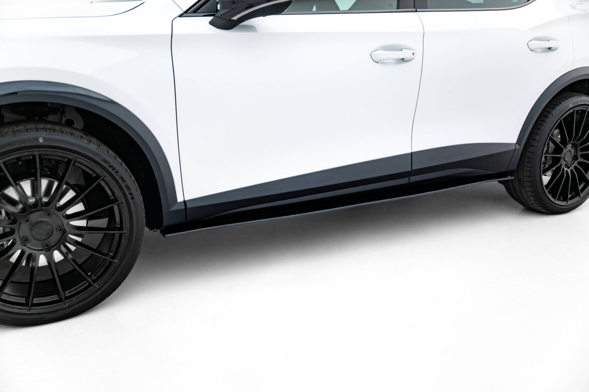 Seitenschweller Ansatz passend für CUPRA Formentor Mk1 FL roter Kern