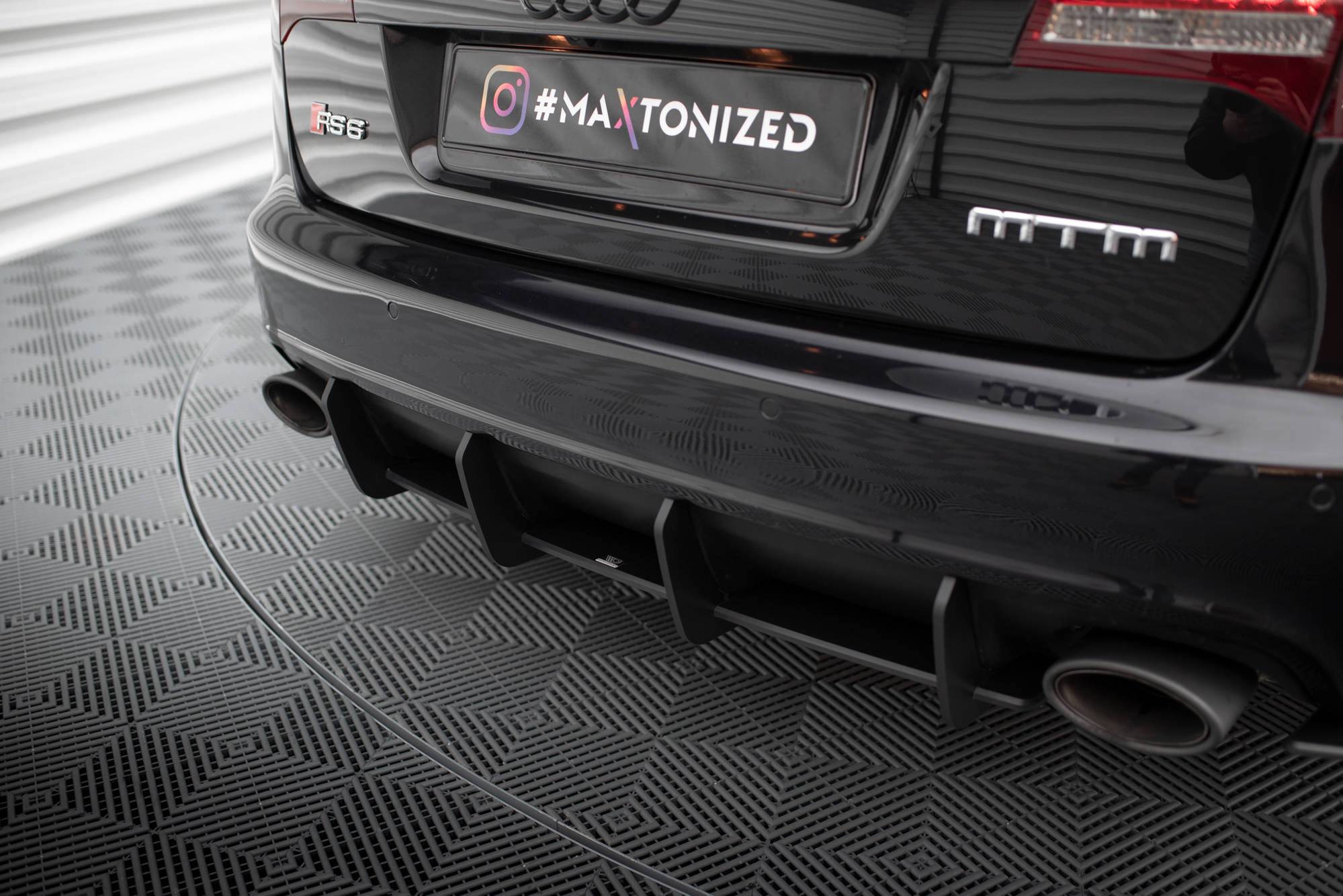 Street Pro Heckschürze Heck Ansatz Diffusor passend für Audi RS6 Avant C6 rot