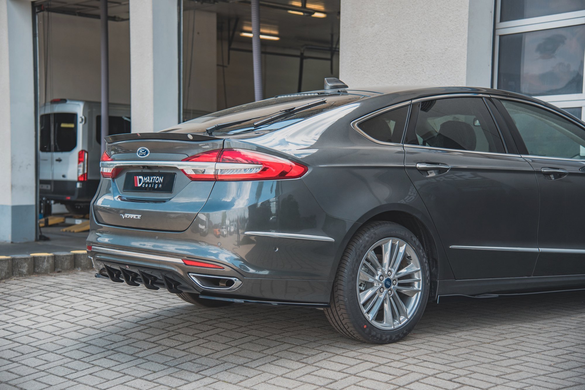 Heck Ansatz Flaps Diffusor für Ford Mondeo Vignale Mk5 Facelift Carbon Look