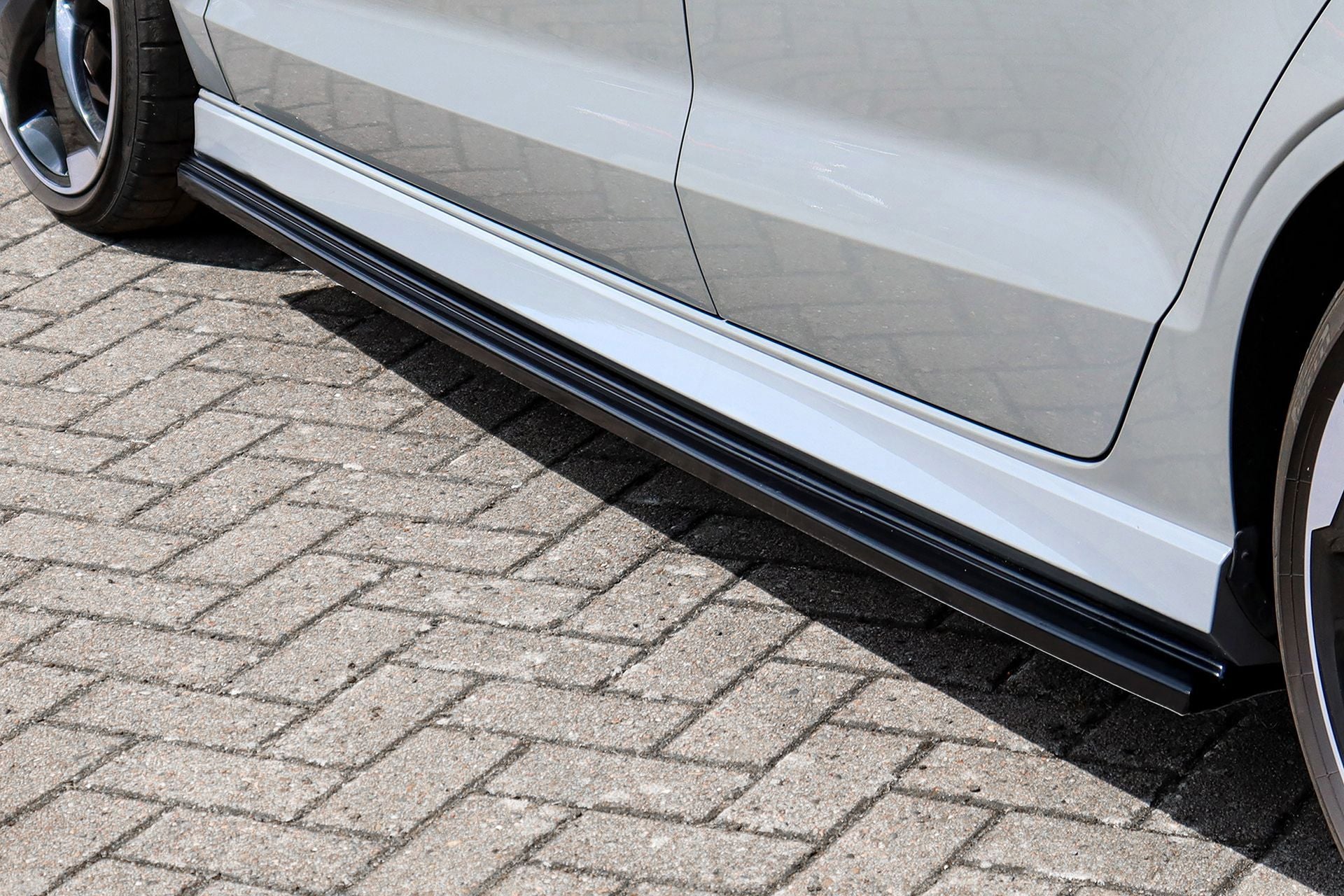 Seitenschweller für Audi A3 8VS S3 + RS3 Limousine