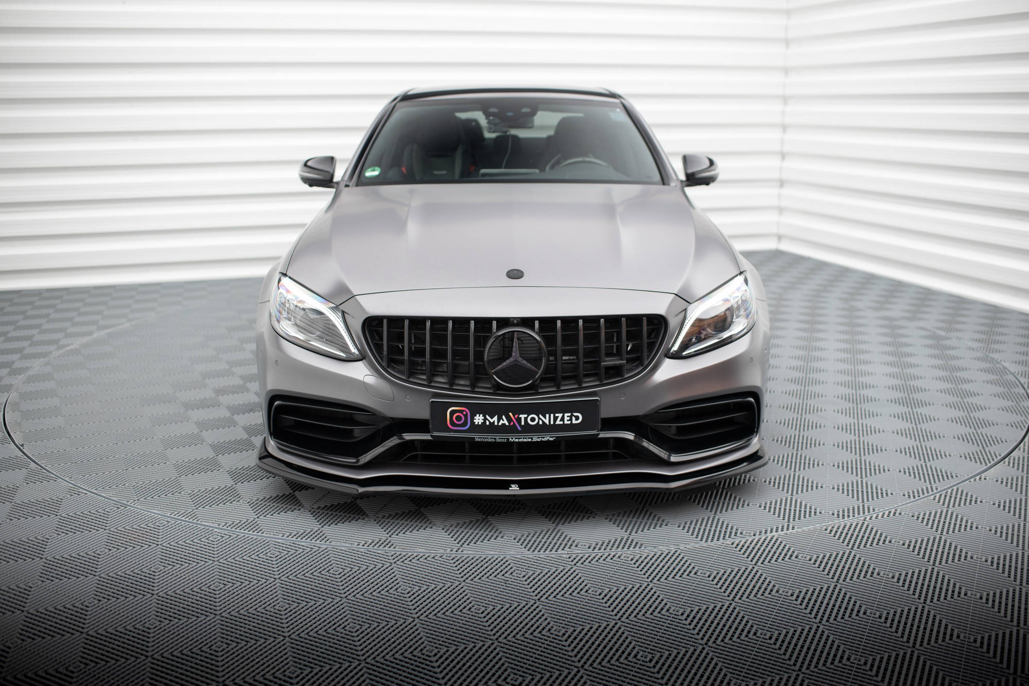 Street+ Spoilerlippe Front Ansatz V.1 passend für Mercedes-AMG C63 Limousine / Kombi W205 FL schwarz Hochglanz