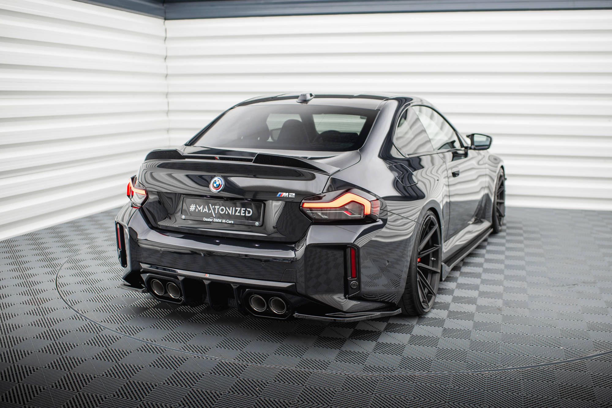 Street+ Heck Ansatz Flaps V.5 passend für BMW M2 G87 BMW M2 G87 schwarz Hochglanz