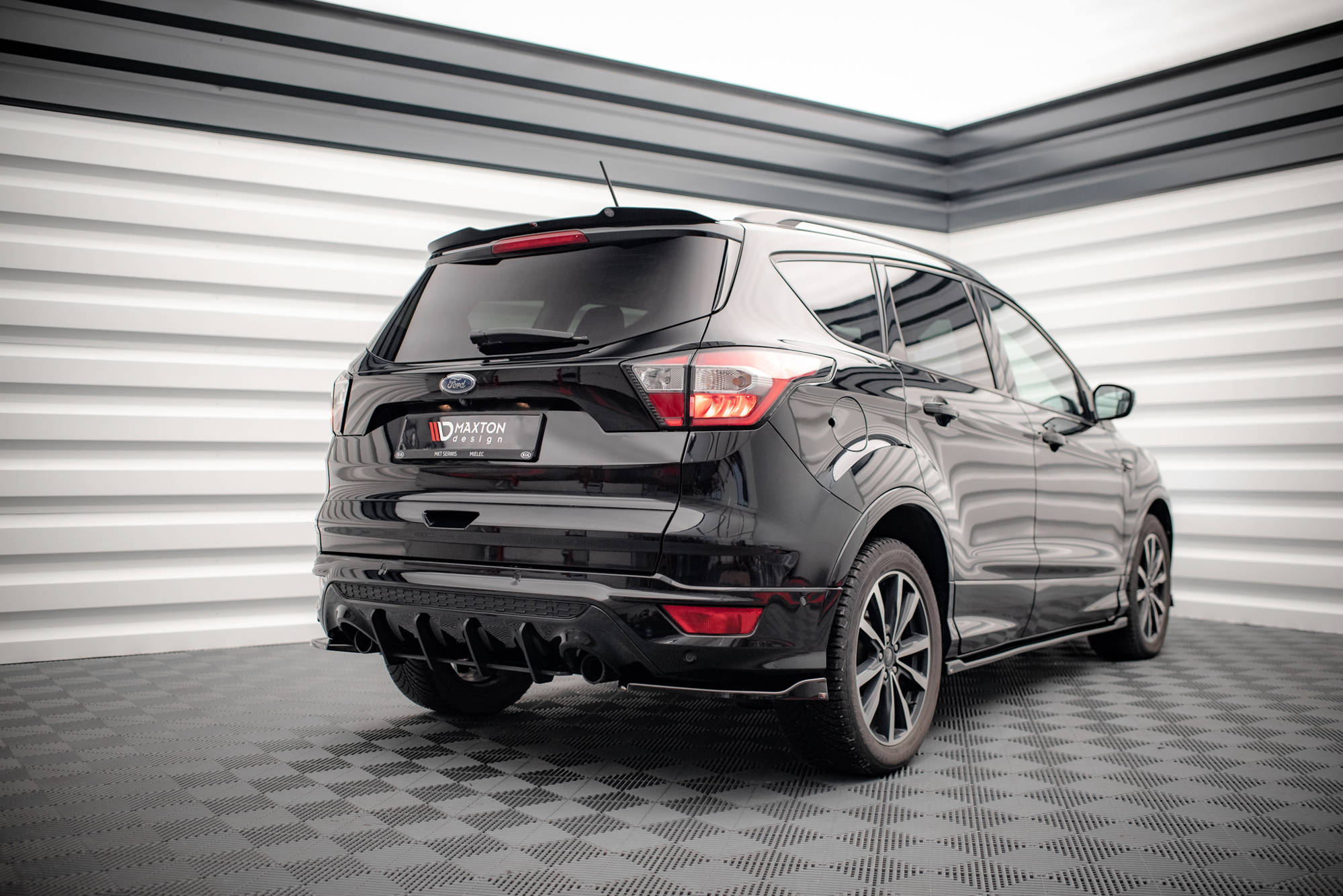 Street Pro Heckschürze Heck Ansatz Diffusor passend für Ford Escape ST-Line Mk3 schwarz-rot