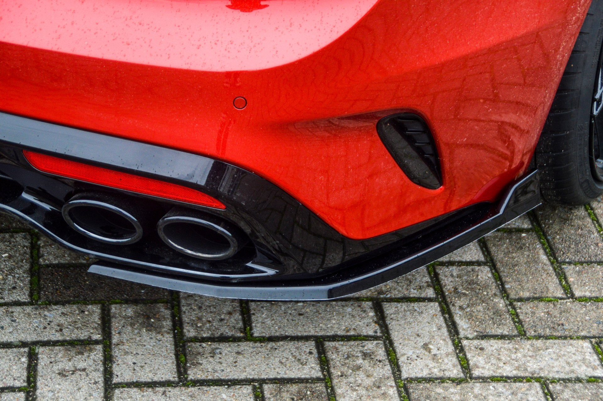 Gefräster Heckansatz + Seitenteile mit Wing für Kia Stinger CK