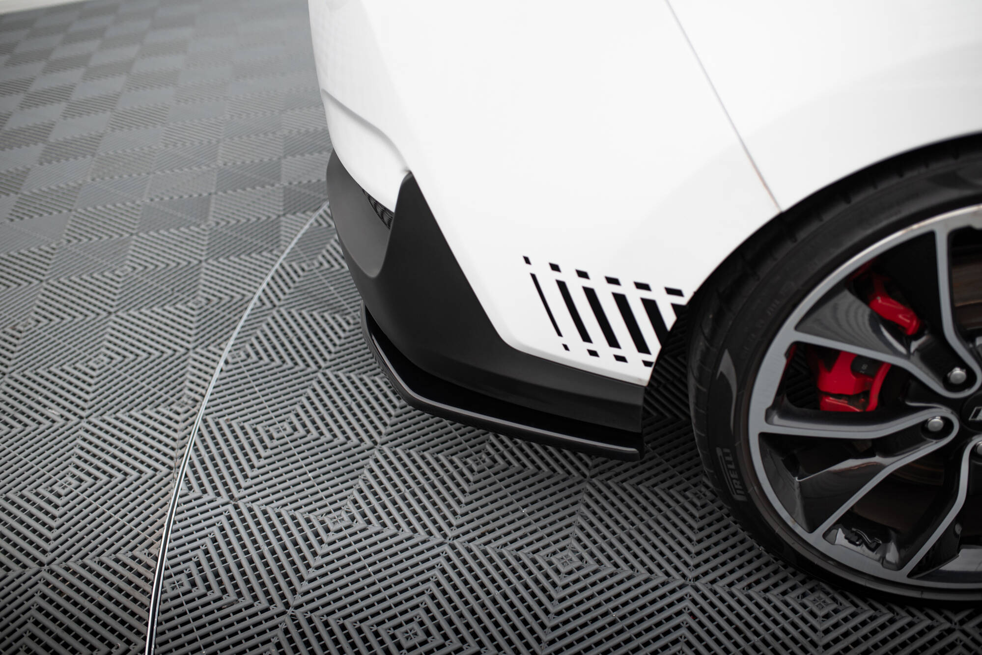 Heck Ansatz Flaps Diffusor für Hyundai I30 N Mk3 Fastback schwarz Hochglanz
