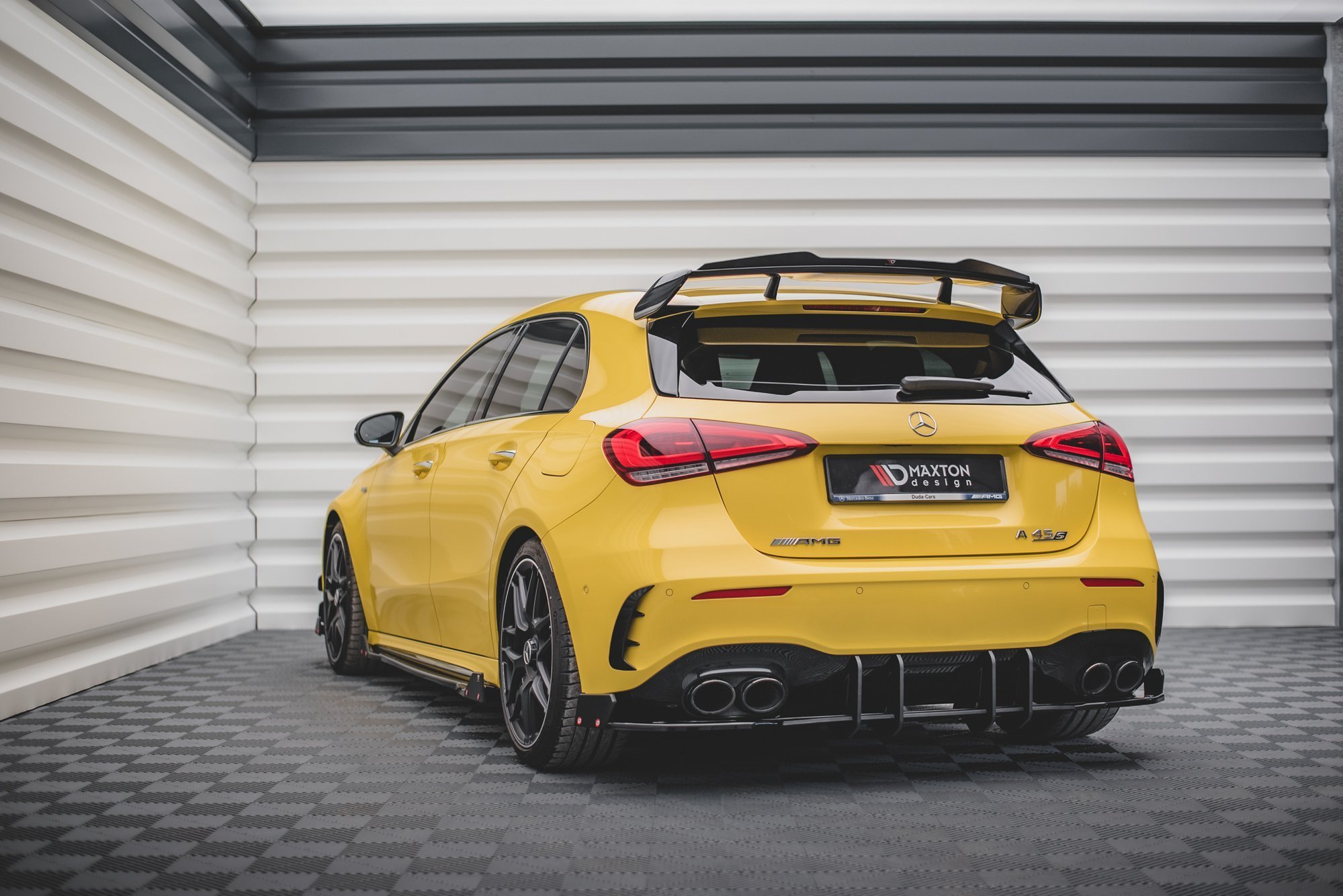 Street Pro Heckschürze Heck Ansatz Diffusor passend für Mercedes-AMG A45 S SCHWARZ-ROT