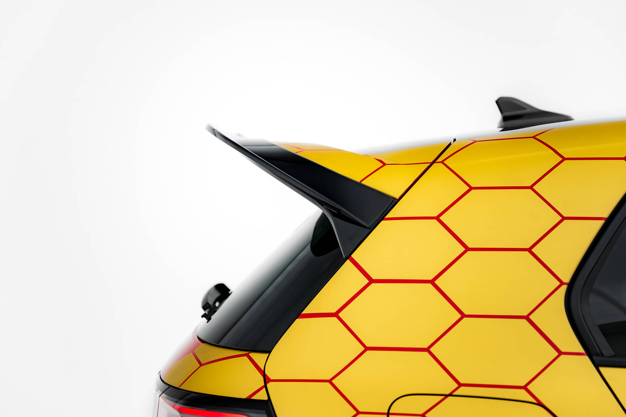 Heck Spoiler Aufsatz Abrisskante V.2 passend für VW Golf R-Performance Hatchback Mk8 FL schwarz Hochglanz