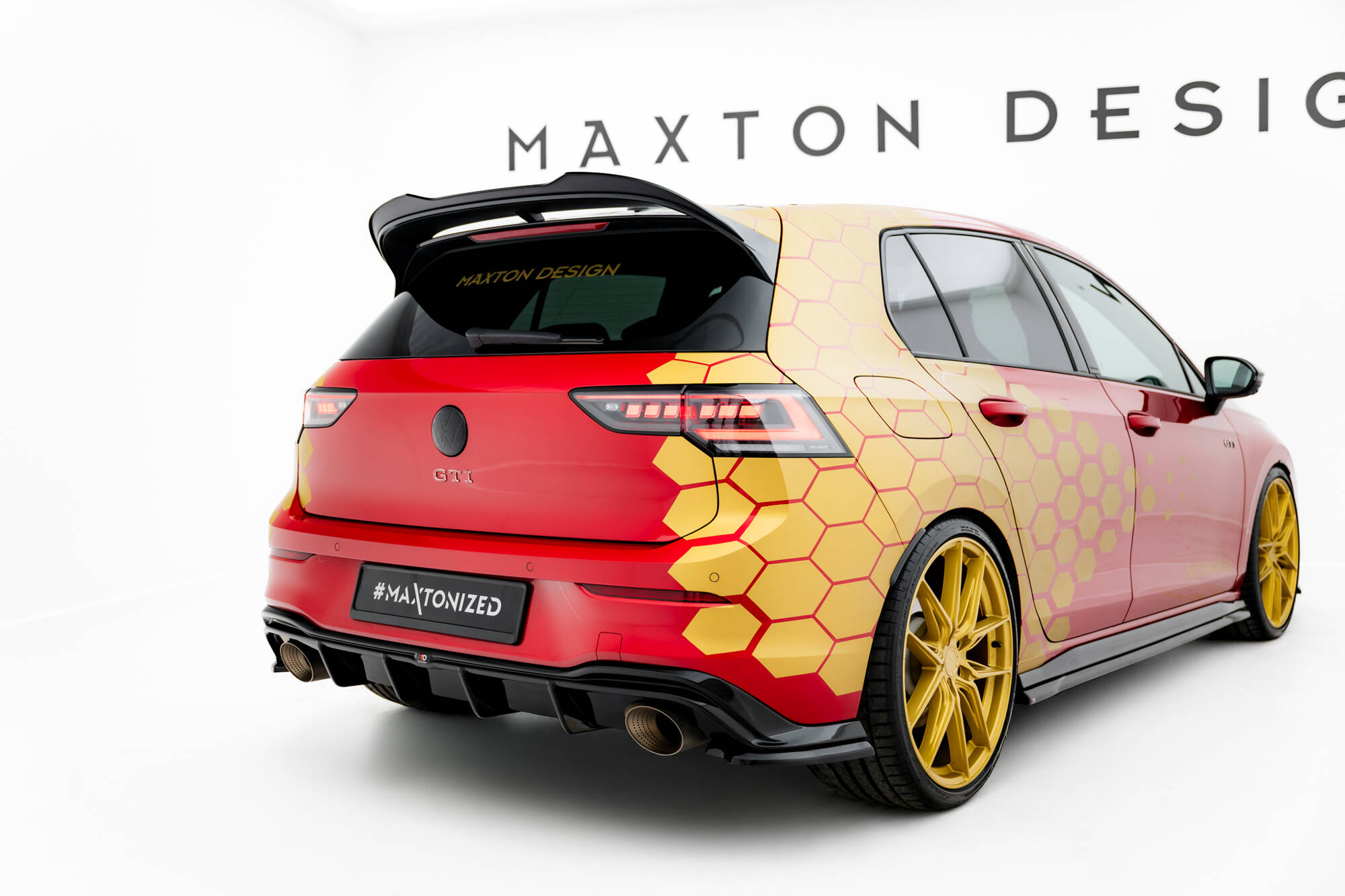 Street+ Heck Ansatz Flaps V.4 passend für VW Golf GTI Clubsport Mk8 FL schwarz Hochglanz