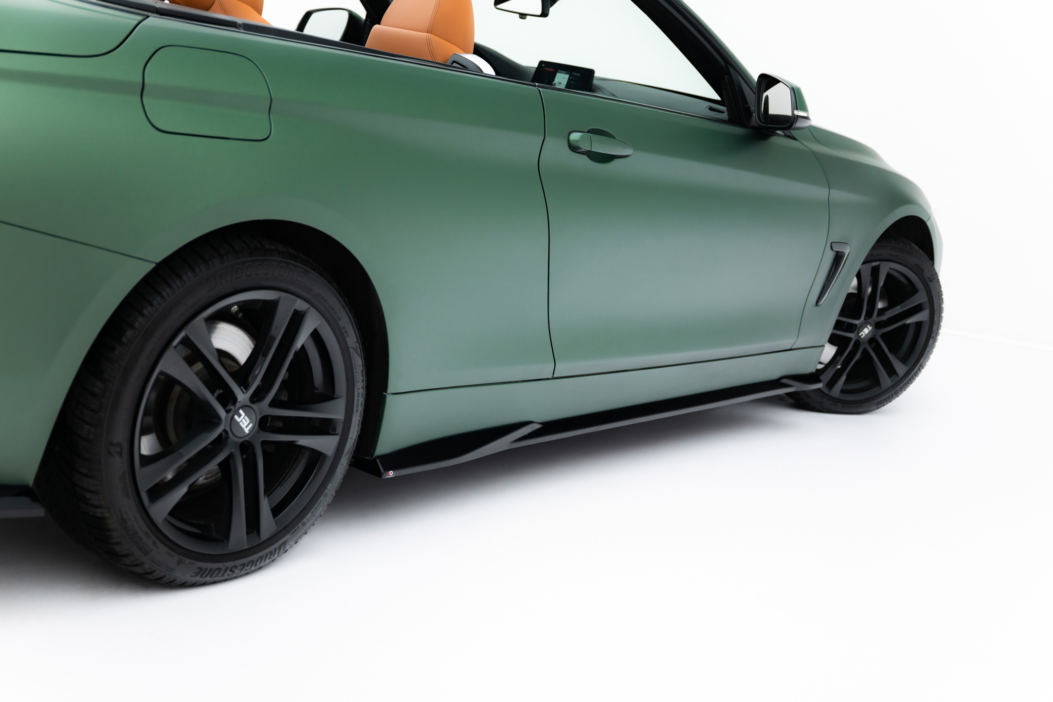 Street+ Seitenschweller Leisten passend für BMW 4er Cabrio / Coupe F33 / F32 schwarz Hochglanz