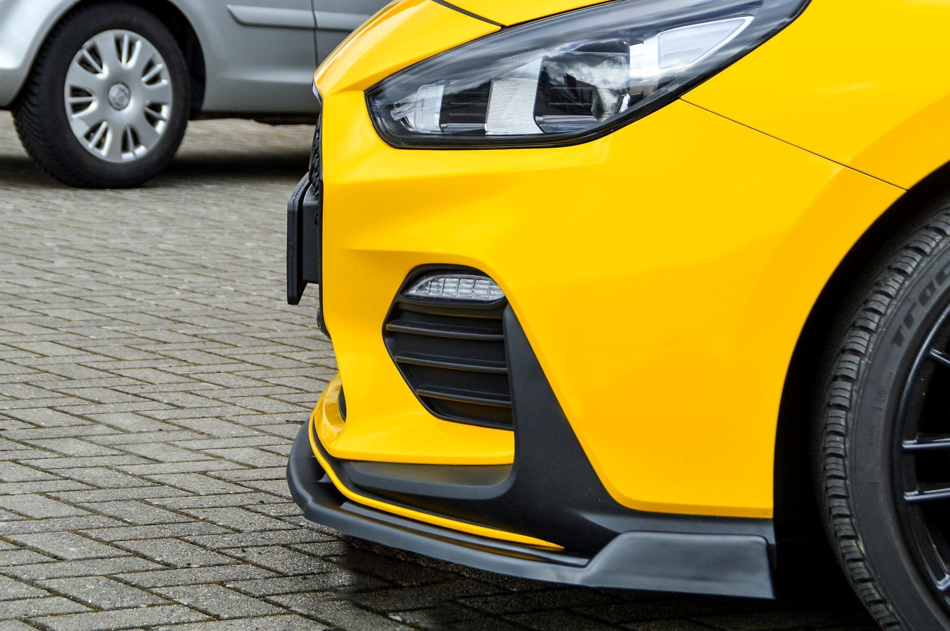 Cup Frontspoilerlippe für Hyundai I30 N-Line + Fastback ab Bj.2018- Schwarz Glanz