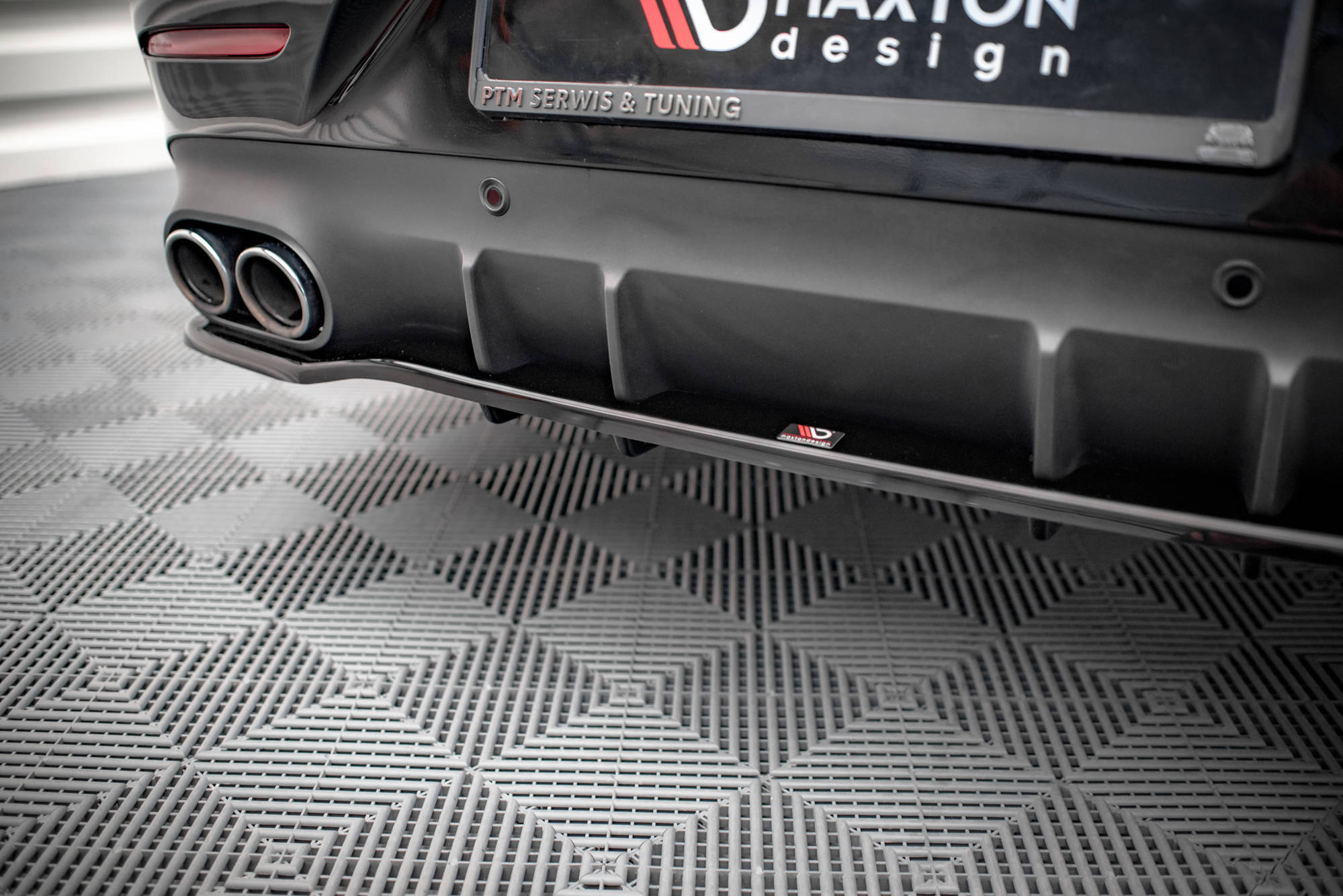 Street+ Mittlerer Diffusor RACE Heck Ansatz passend für Mercedes-AMG CLS 53 C257 schwarz Hochglanz