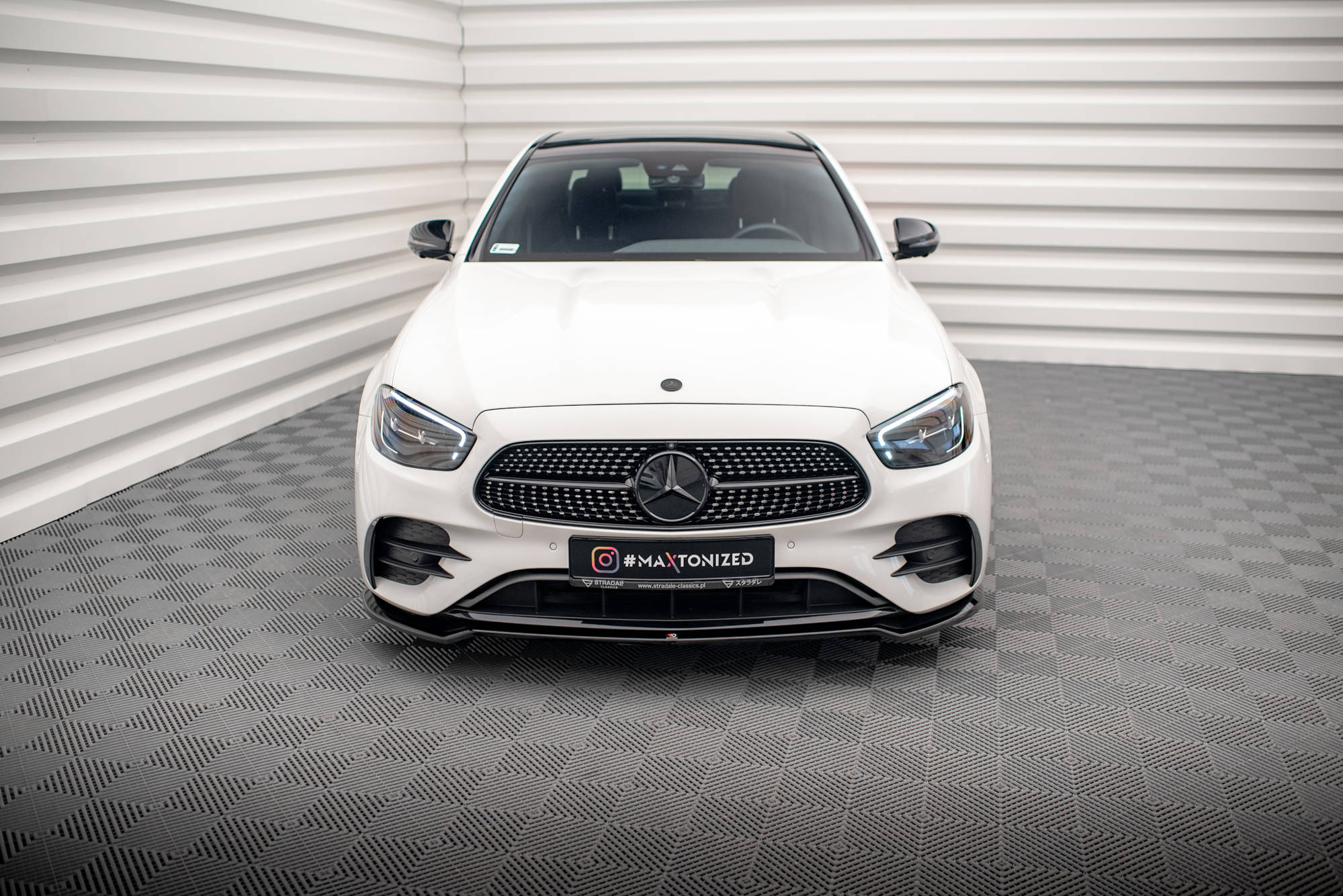 Street+ Spoilerlippe Front Ansatz V.1 passend für Mercedes E AMG-Line W213 FL schwarz Hochglanz