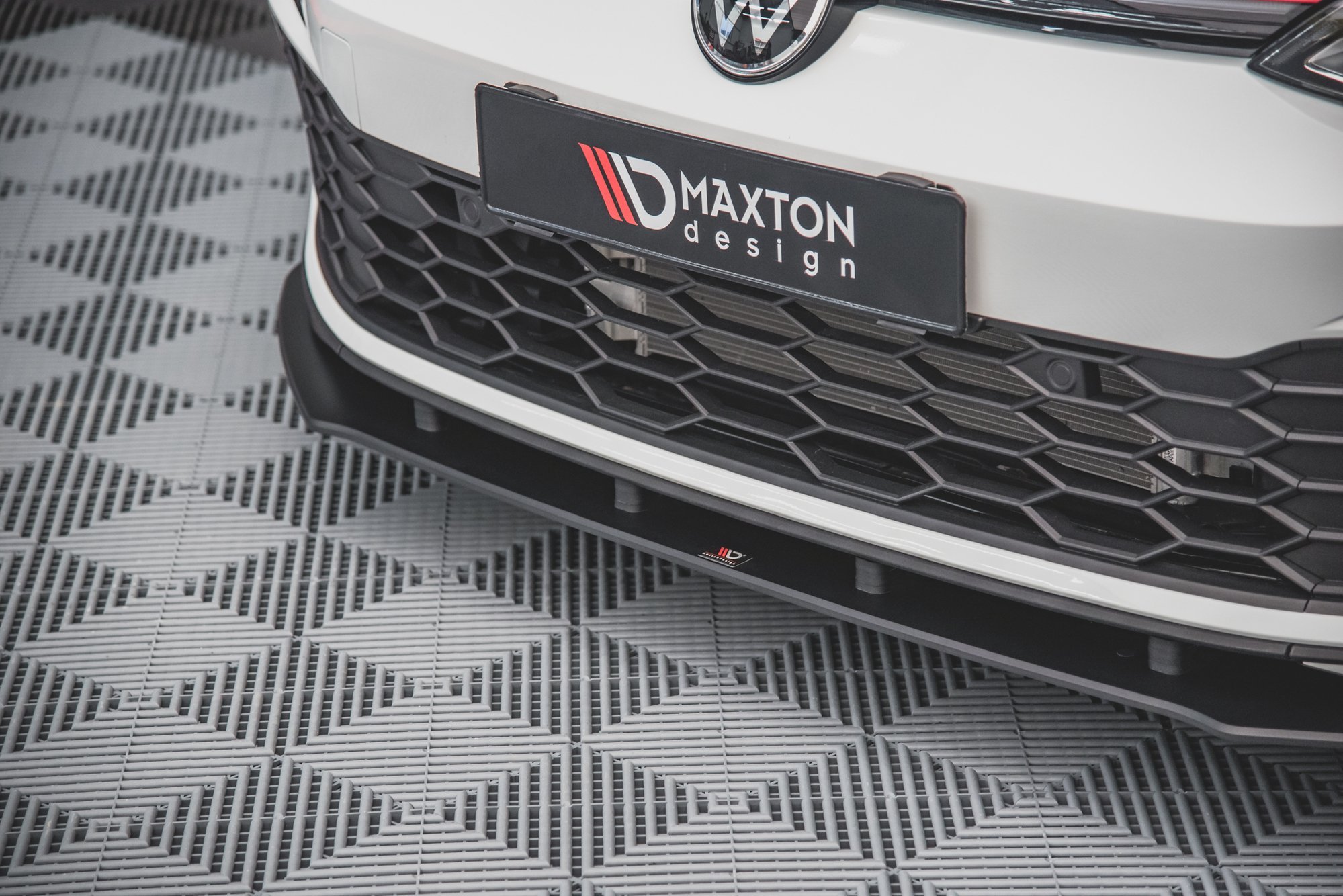 Street Pro Spoilerlippe Front Ansatz passend für VW Golf GTI / GTE / GTD / R-Line Mk8