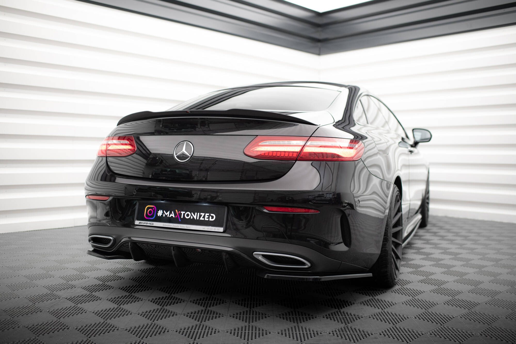 Diffusor Heck Ansatz für Mercedes-Benz E-Klasse W213 Coupe C238 / Cabriolet A238 AMG-Line schwarz Hochglanz