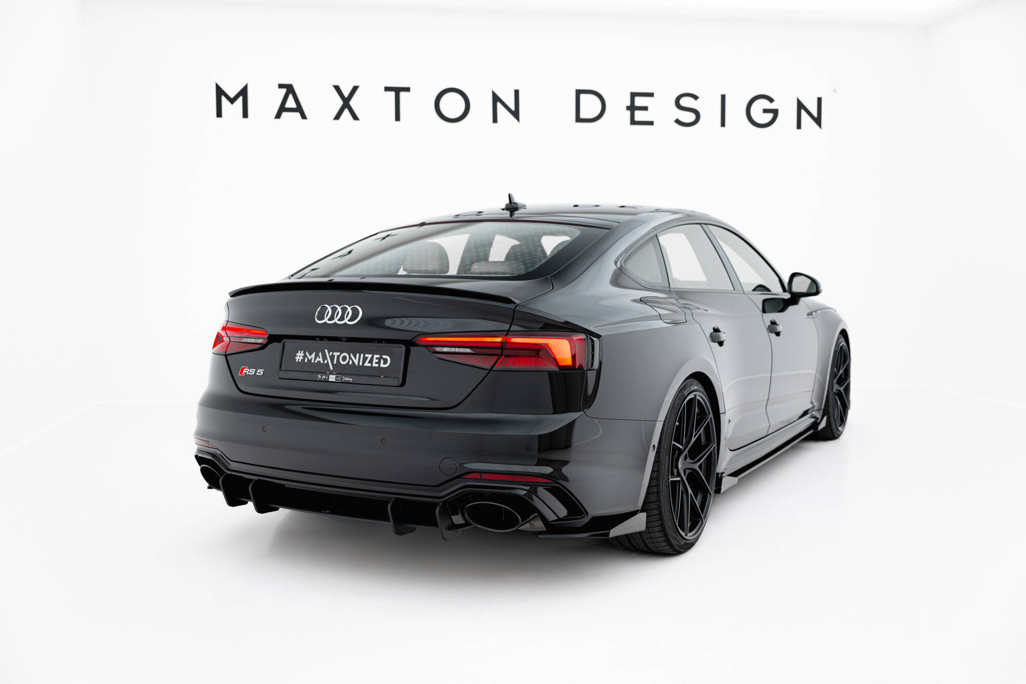 Street Pro Heck Ansatz Flaps passend für Ford Audi RS5 Coupe / Sportback F5 schwarz Hochglanz