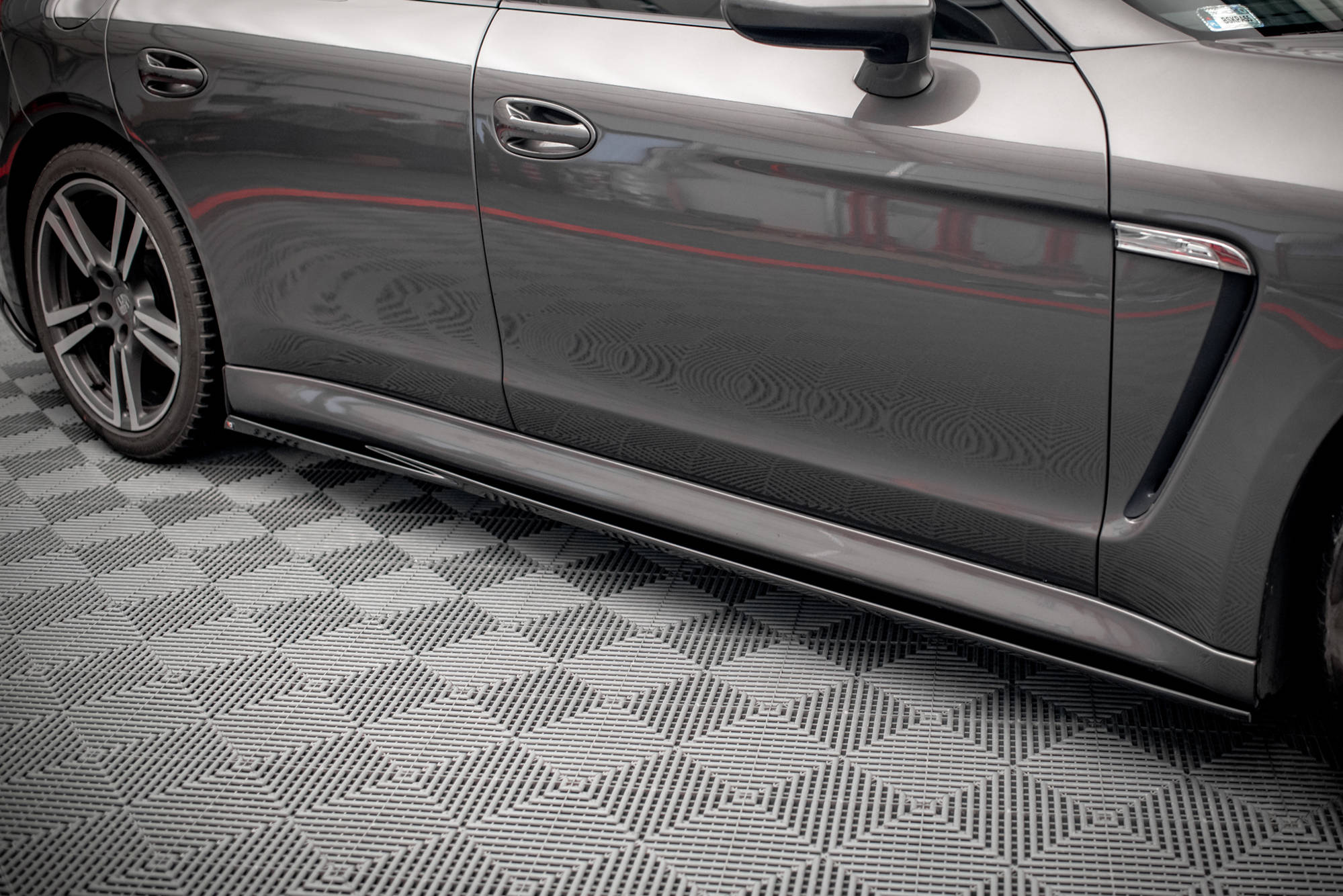 Street+ Seitenschweller Leisten V.1 passend für Porsche Panamera / Panamera Diesel / Panamera Turbo 970 schwarz Hochglanz