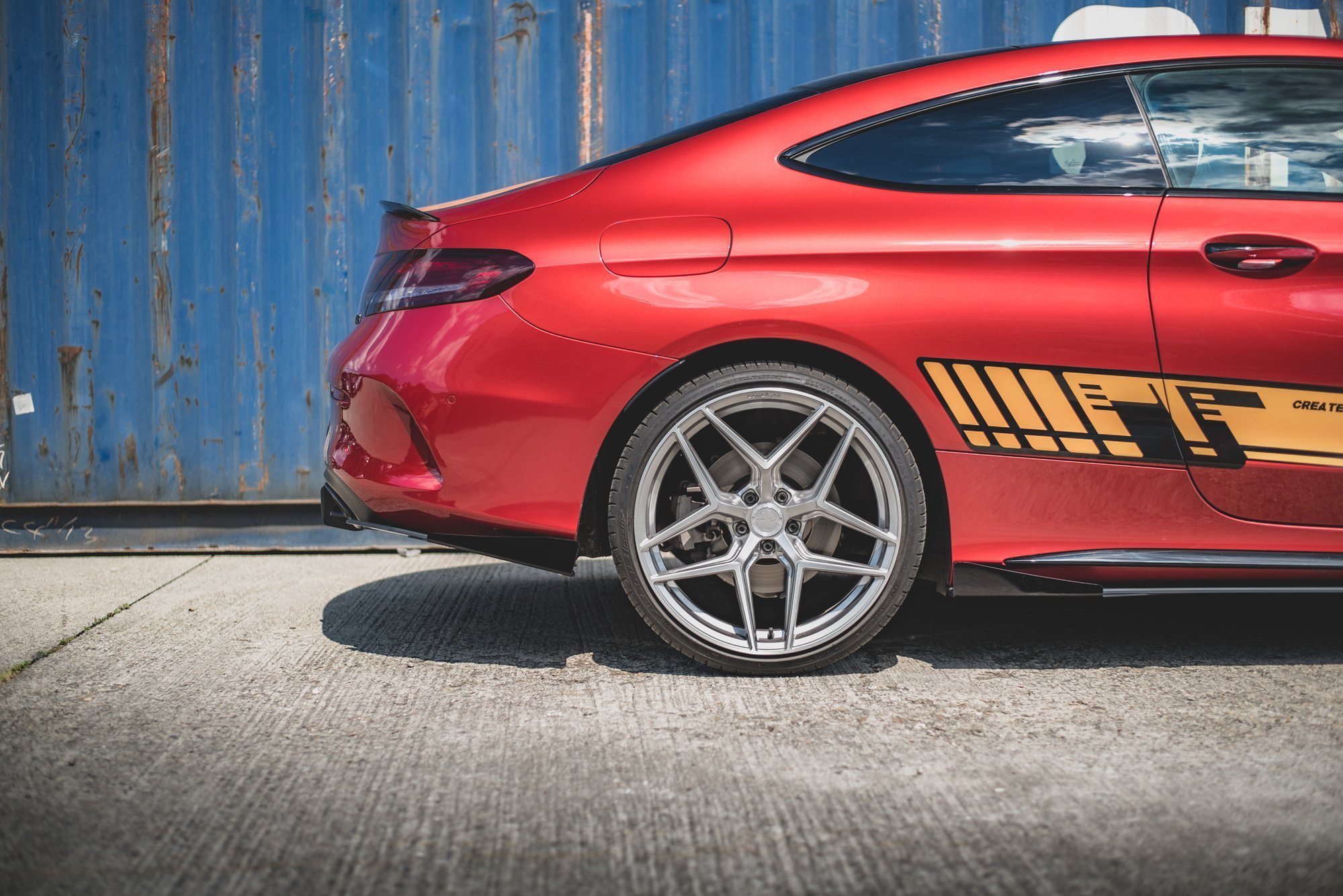 Street Pro Heck Ansatz Diffusor + Flaps passend für Mercedes-AMG C43 Coupe C205 rot+ Hochglanz Flaps