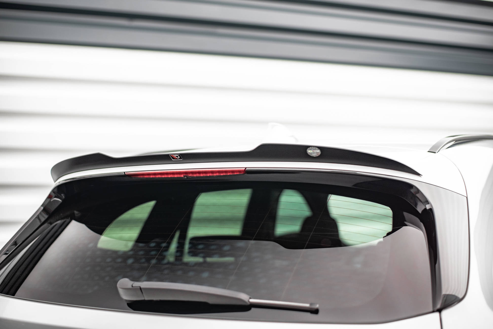 Heck Spoiler Aufsatz Abrisskante passend für BMW X1 M-Paket F48 schwarz Hochglanz