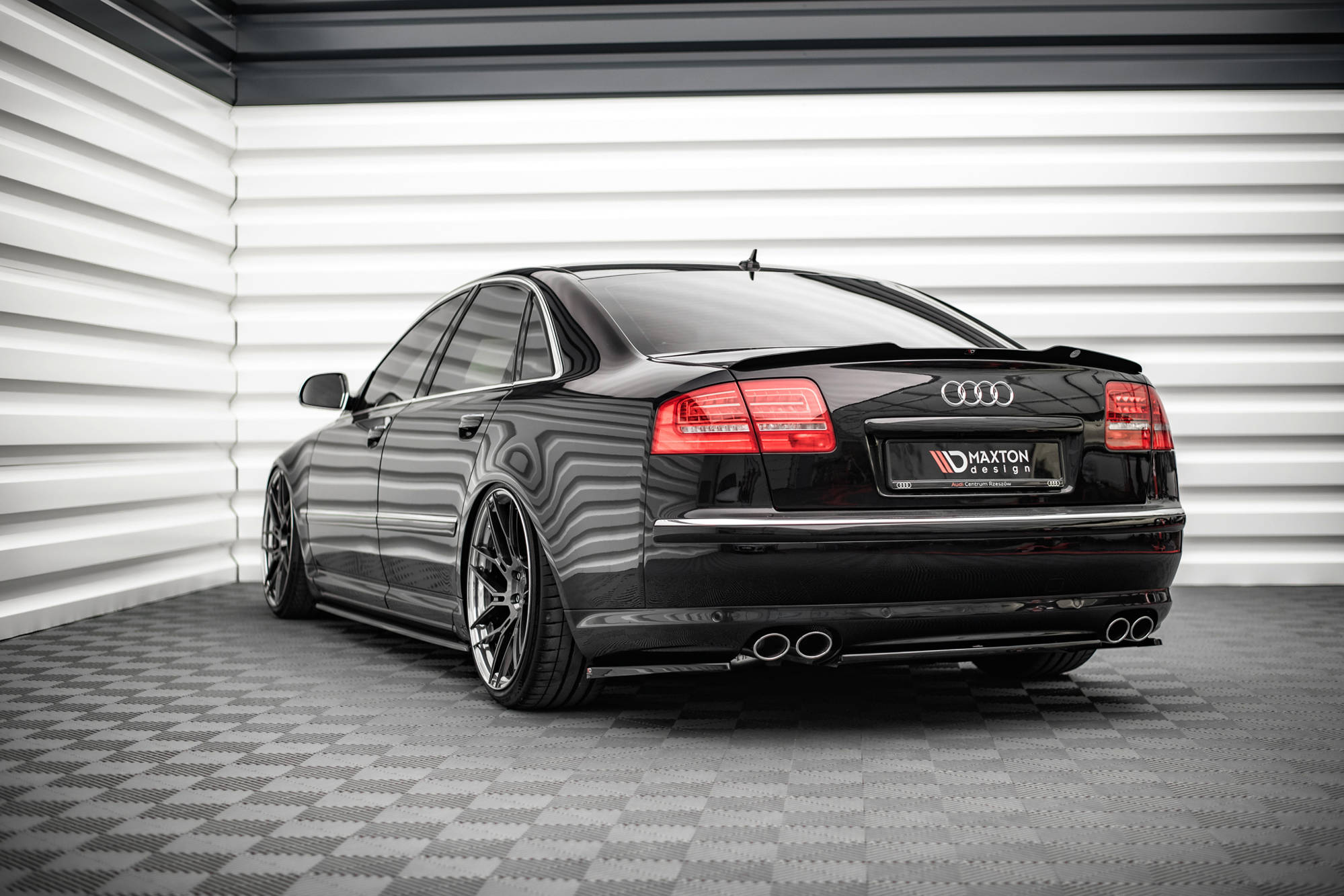 Heck Spoiler Aufsatz Abrisskante passend für Audi S8 D3 schwarz Hochglanz