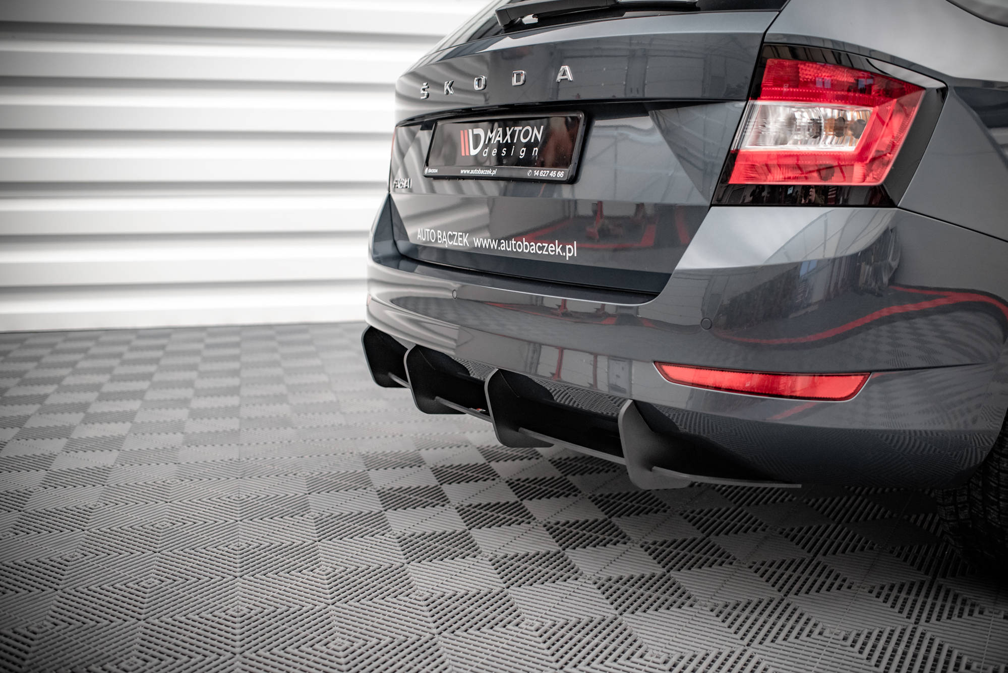 Street Pro Heckschürze Heck Ansatz Diffusor passend für Skoda Fabia Combi Mk3 FL
