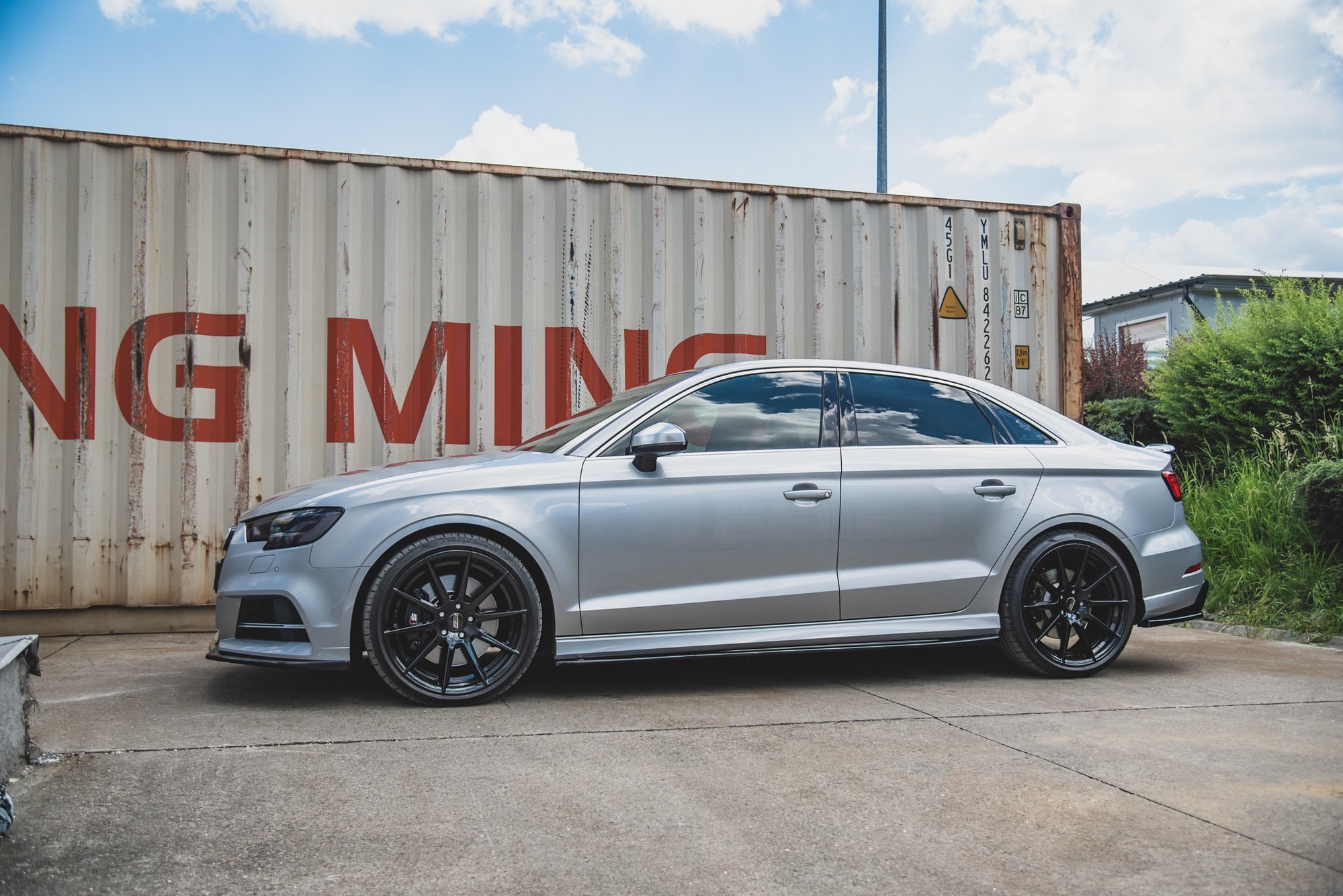 Seitenschweller Ansatz für V.2 für Audi S3 / A3 S-Line Limousine 8V Facelift schwarz matt