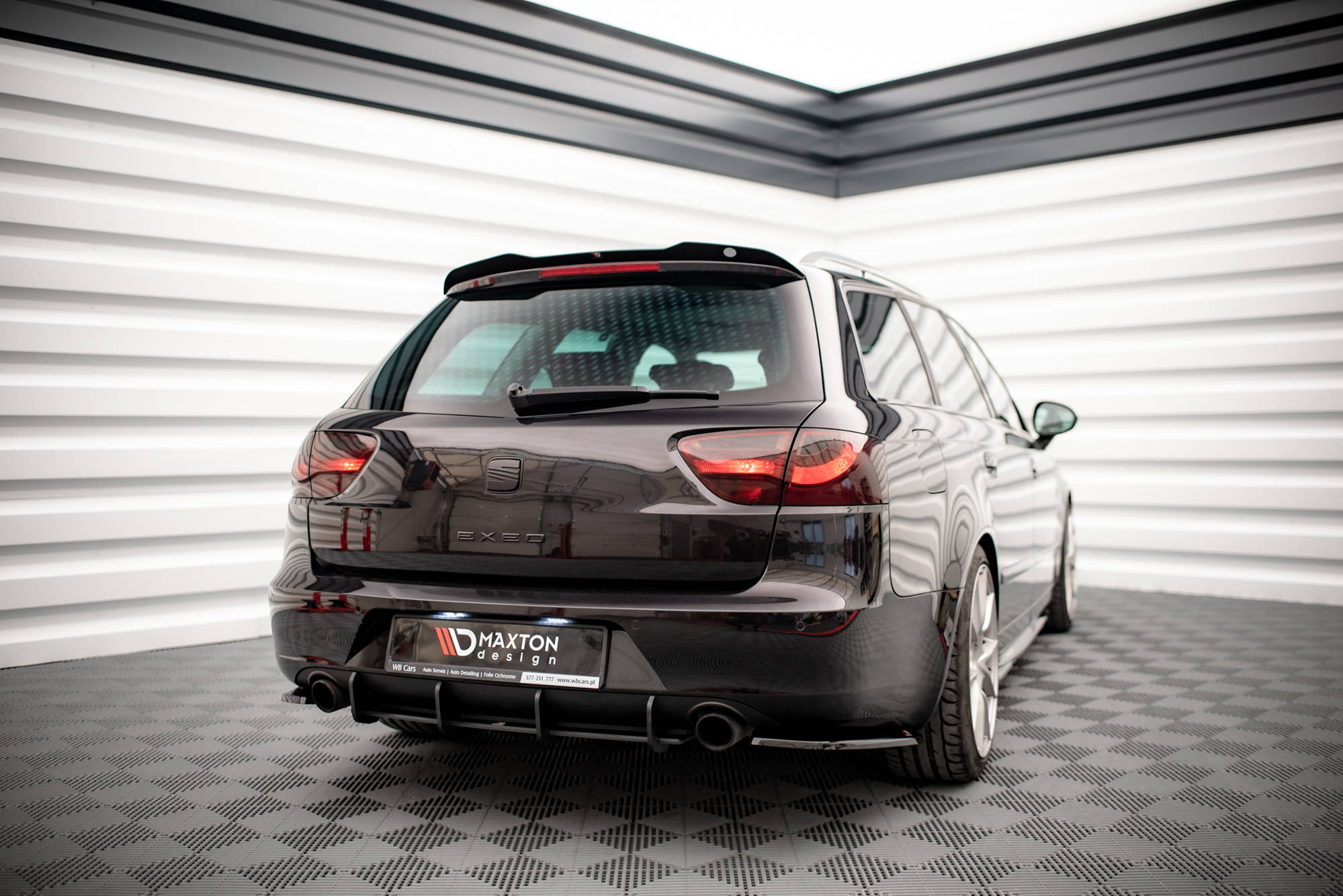 Heck Spoiler Aufsatz Abrisskante passend für Seat Exeo ST schwarz Hochglanz