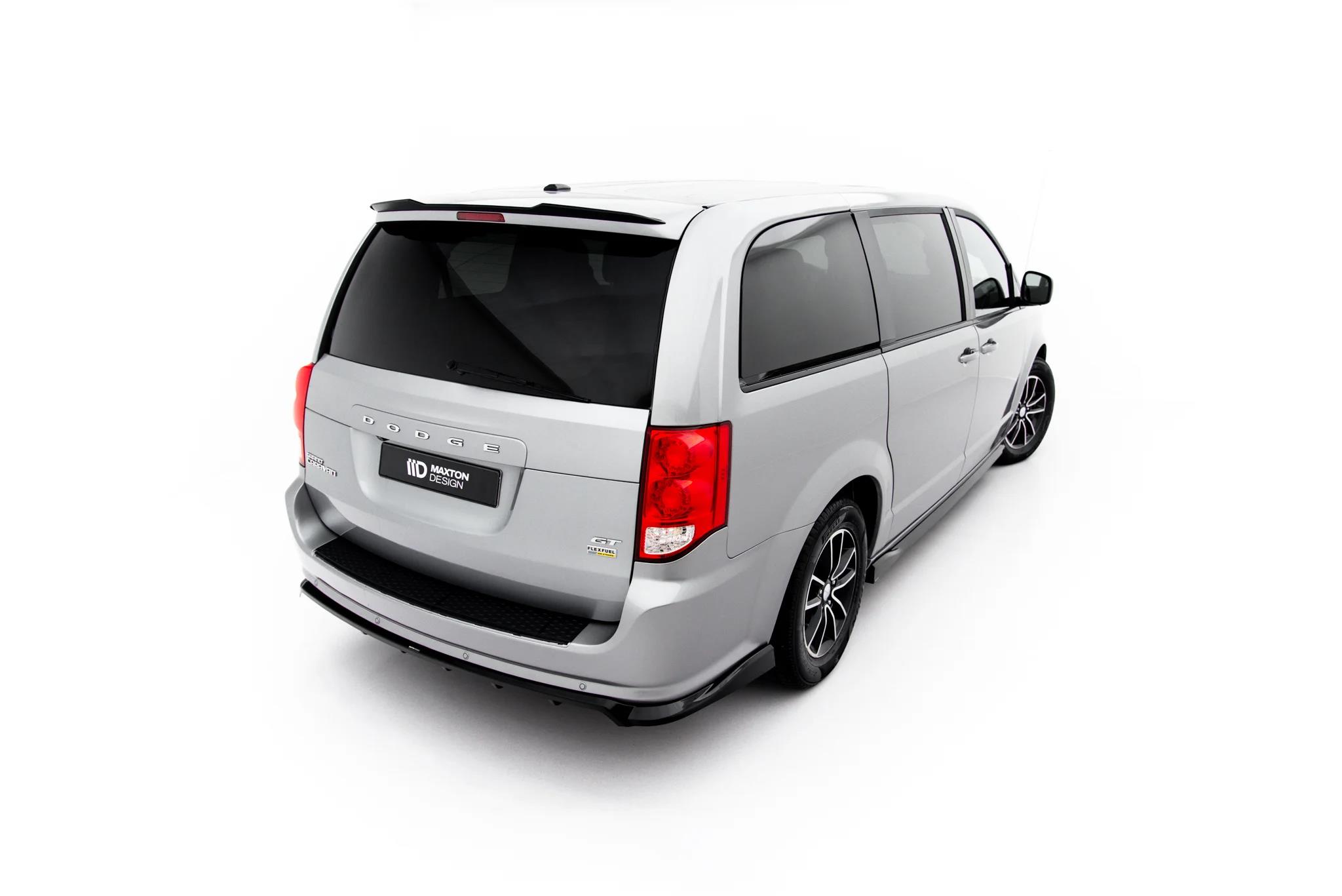 Heckspoiler Lippe Dodge Grand Caravan Mk5 Facelift schwarz Hochglanz
