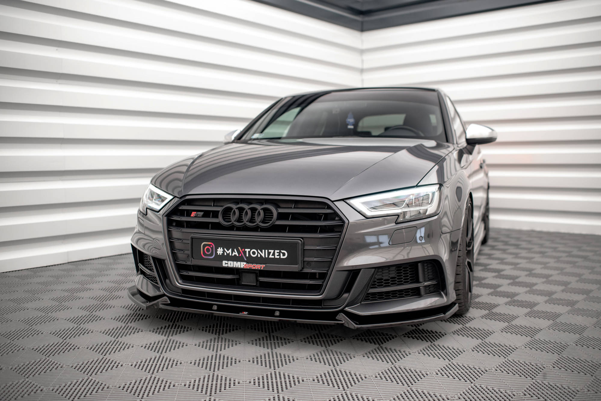 Street+ Spoilerlippe Front Ansatz V.1 passend für Audi S3 / A3 S-Line Sportback 8V FL schwarz Hochglanz
