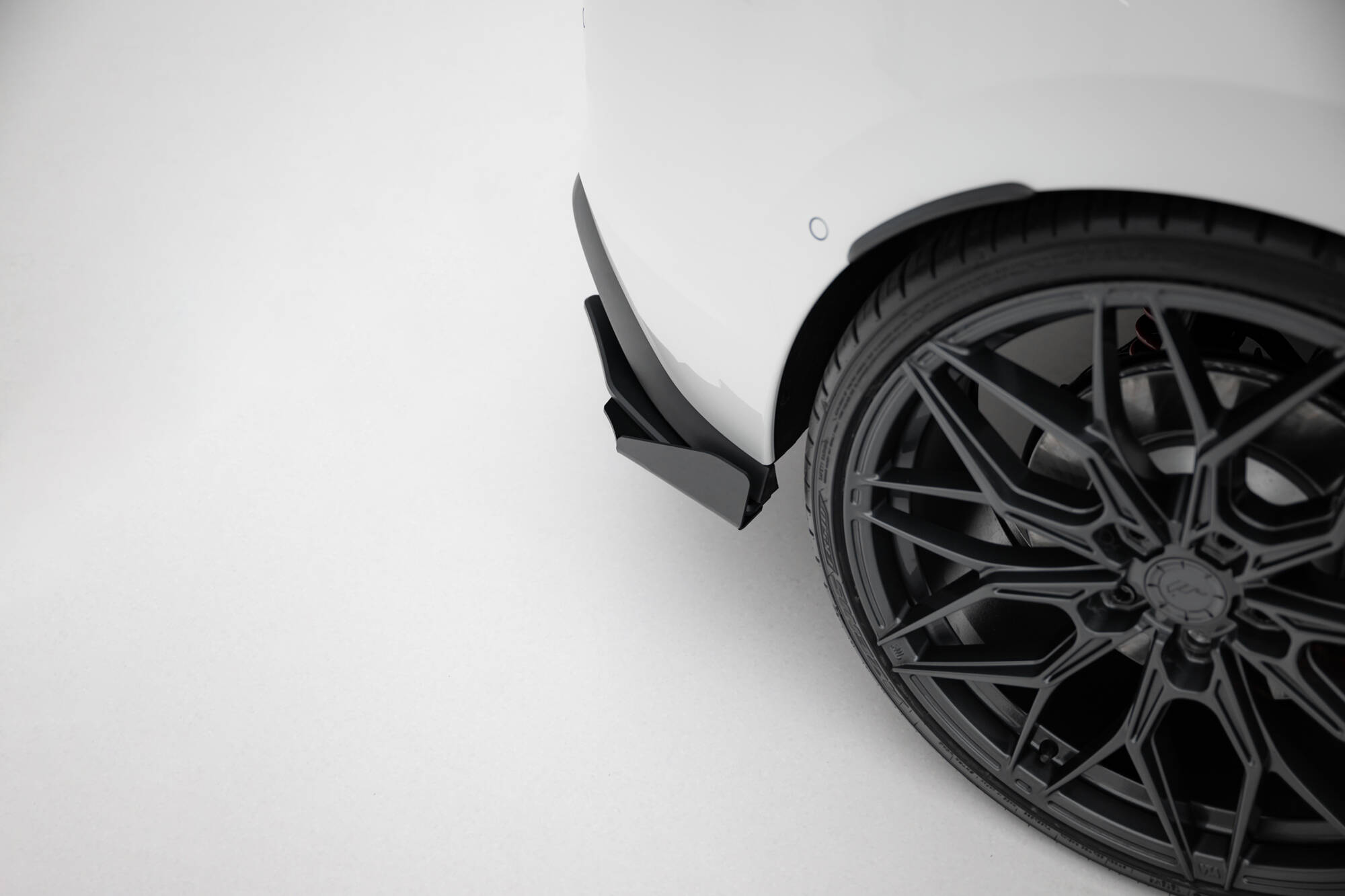 Street Pro Heck Ansatz Flaps passend für VW Golf 8 GTI rot+ Hochglanz Flaps