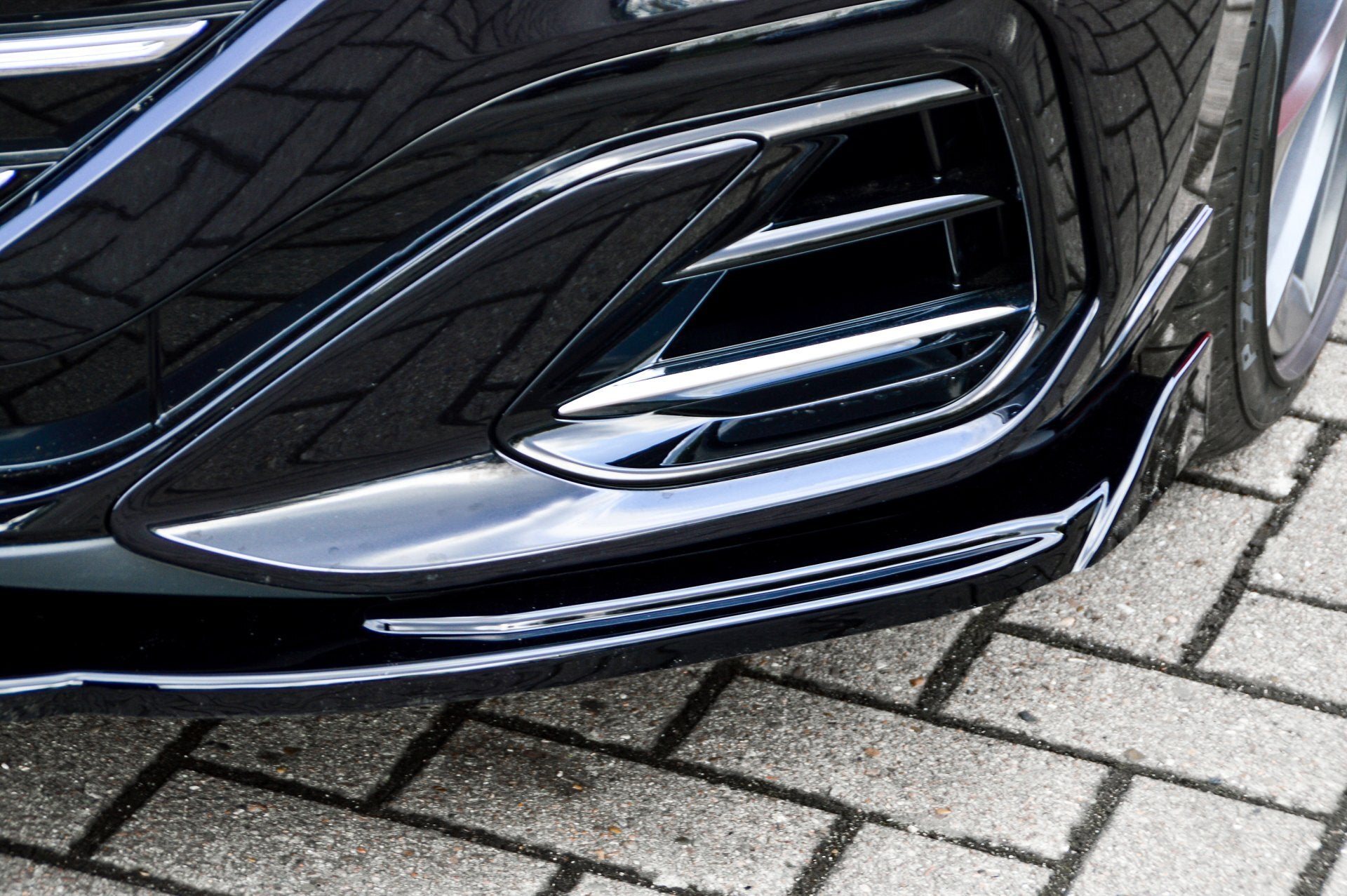 Cup Frontspoilerlippe mit Wing für VW Arteon R-Line inkl-Shooting Break Carbon Optik
