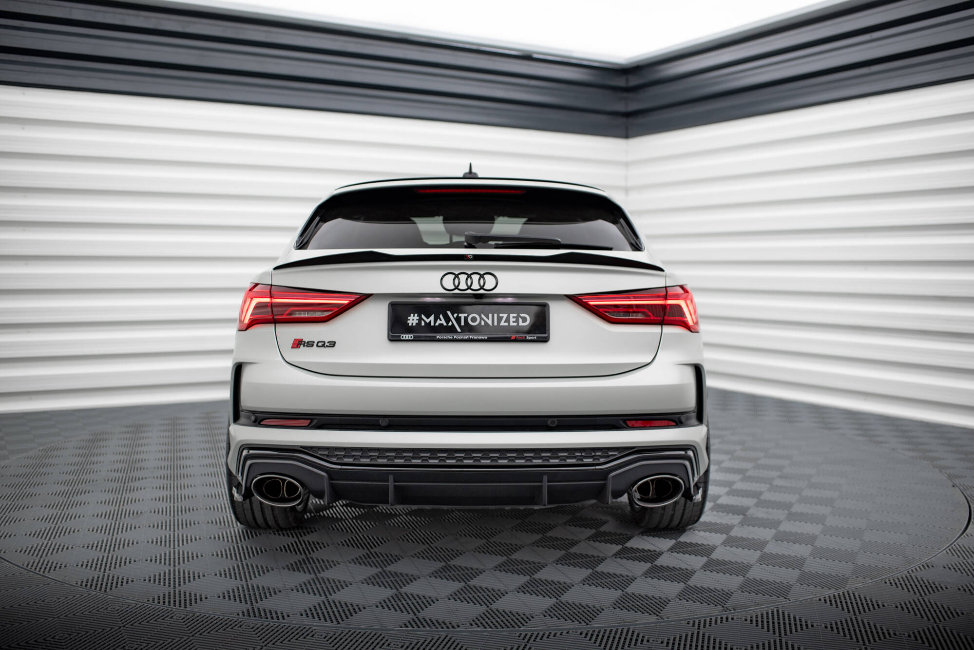 Heck Spoiler Aufsatz Abrisskante passend für Audi RSQ3 / Q3 S-Line / Q3 Sportback F3 schwarz Hochglanz