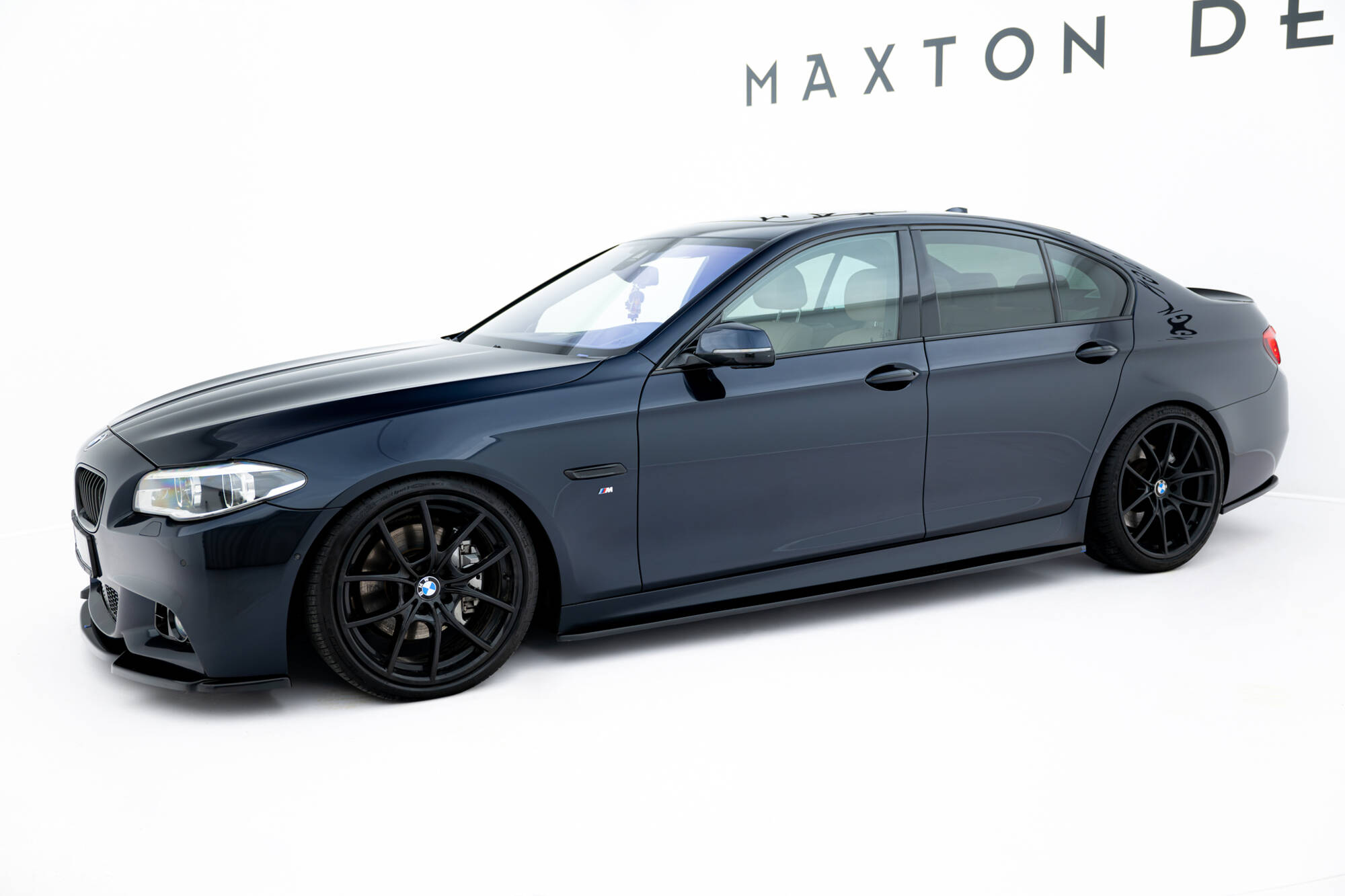 Street+ Seitenschweller Leisten V.2 passend für BMW 5er F10/F11 M-Paket / M5 schwarz Hochglanz