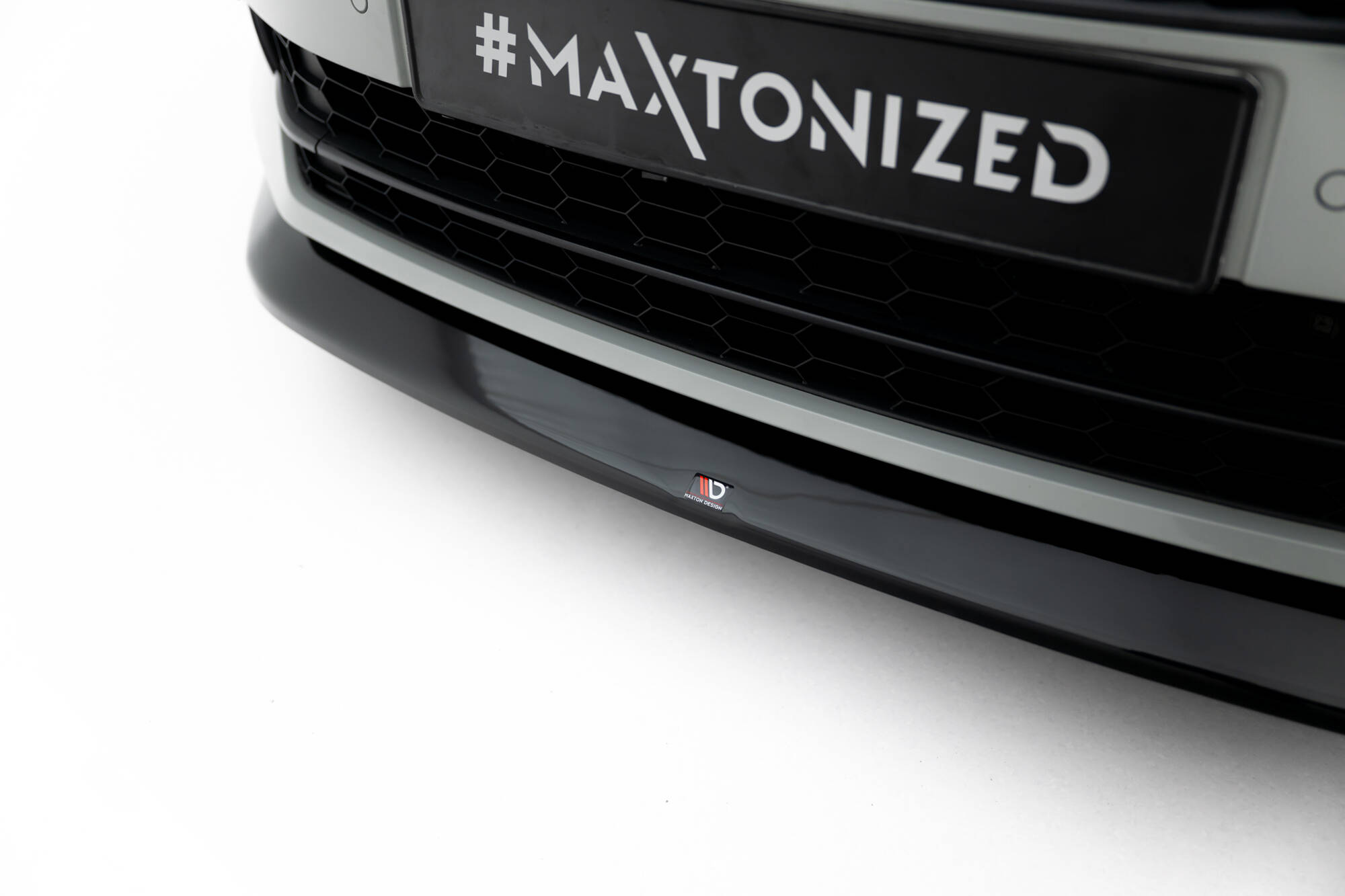 Street+ Spoilerlippe Front Ansatz V.1 passend für Skoda Superb Liftback / Combi Mk3 schwarz Hochglanz