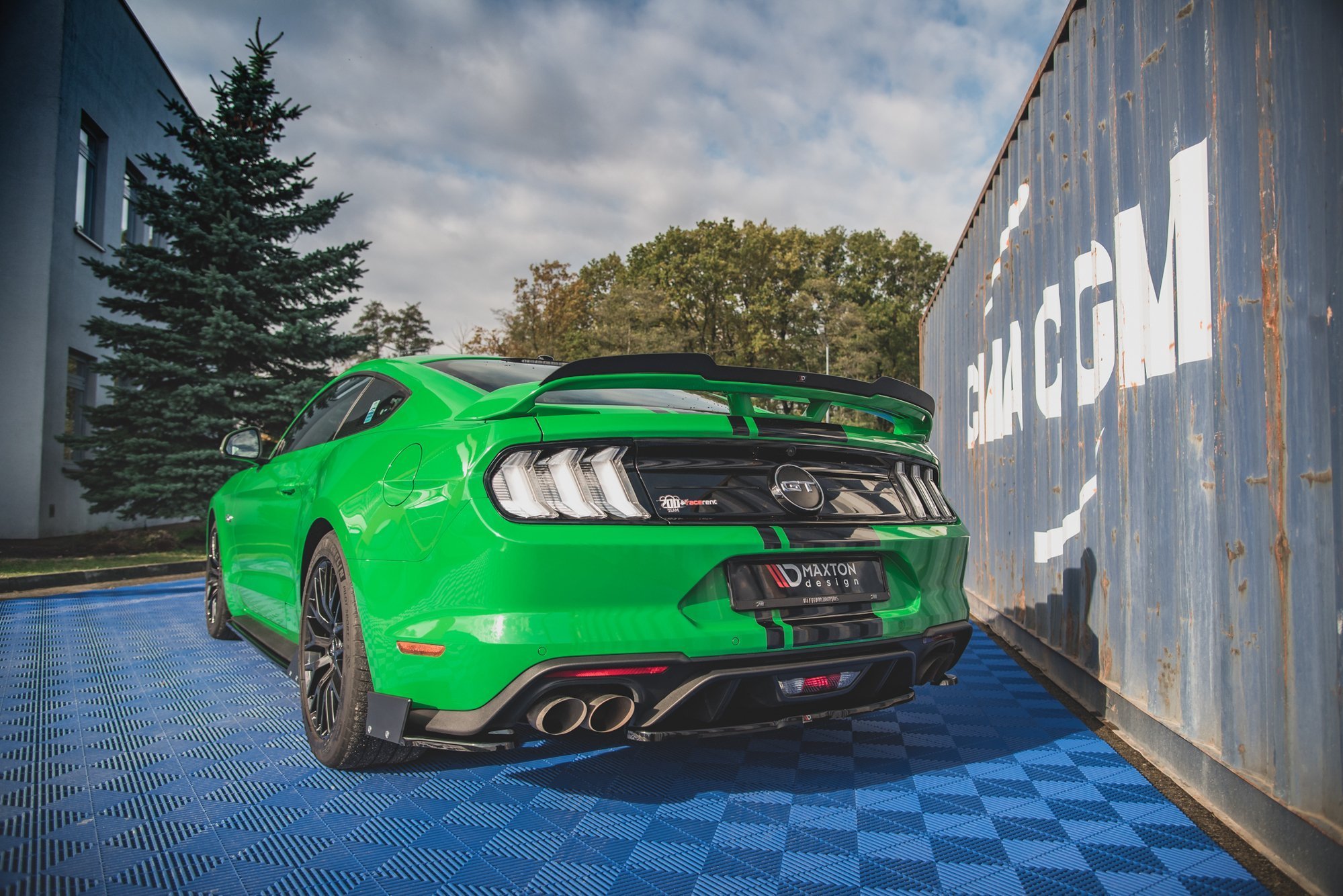 Street+ Heck Ansatz Flaps V.1 passend für Ford Mustang GT Mk6 FL