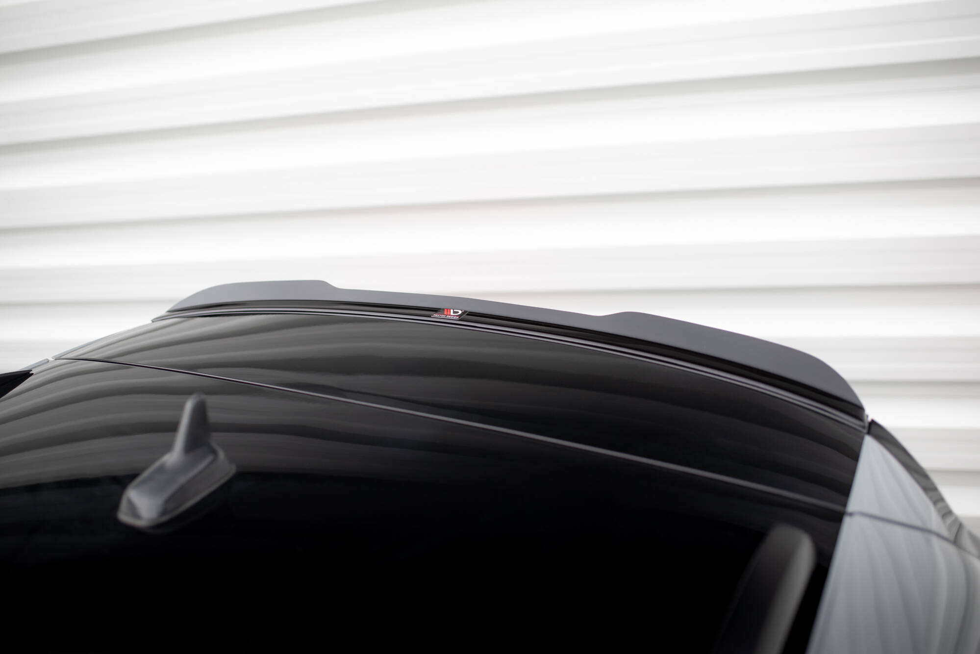 Spoiler CAP für VW Passat R-Line B8 schwarz Hochglanz