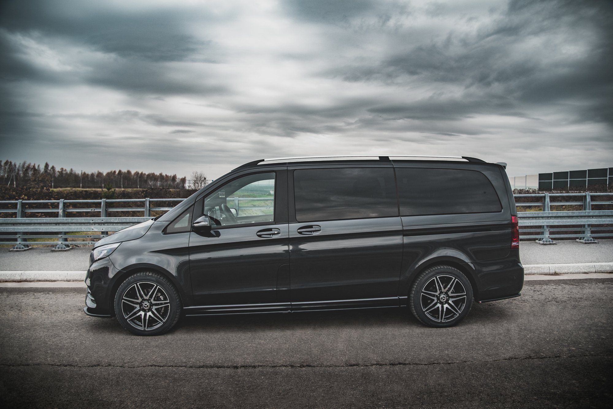Street+ Seitenschweller Leisten passend für Mercedes V-Klasse Long AMG-Line W447 schwarz Hochglanz