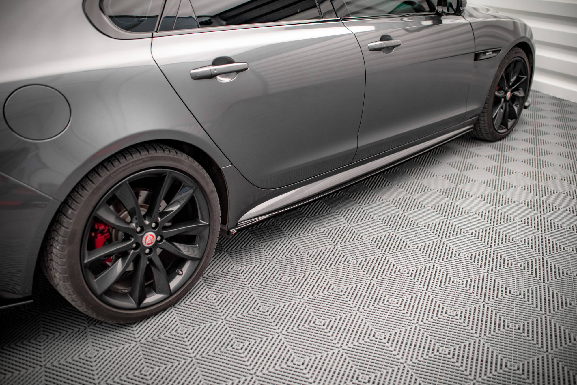 Street+ Seitenschweller Leisten passend für Jaguar XF R-Sport Mk2 schwarz Hochglanz