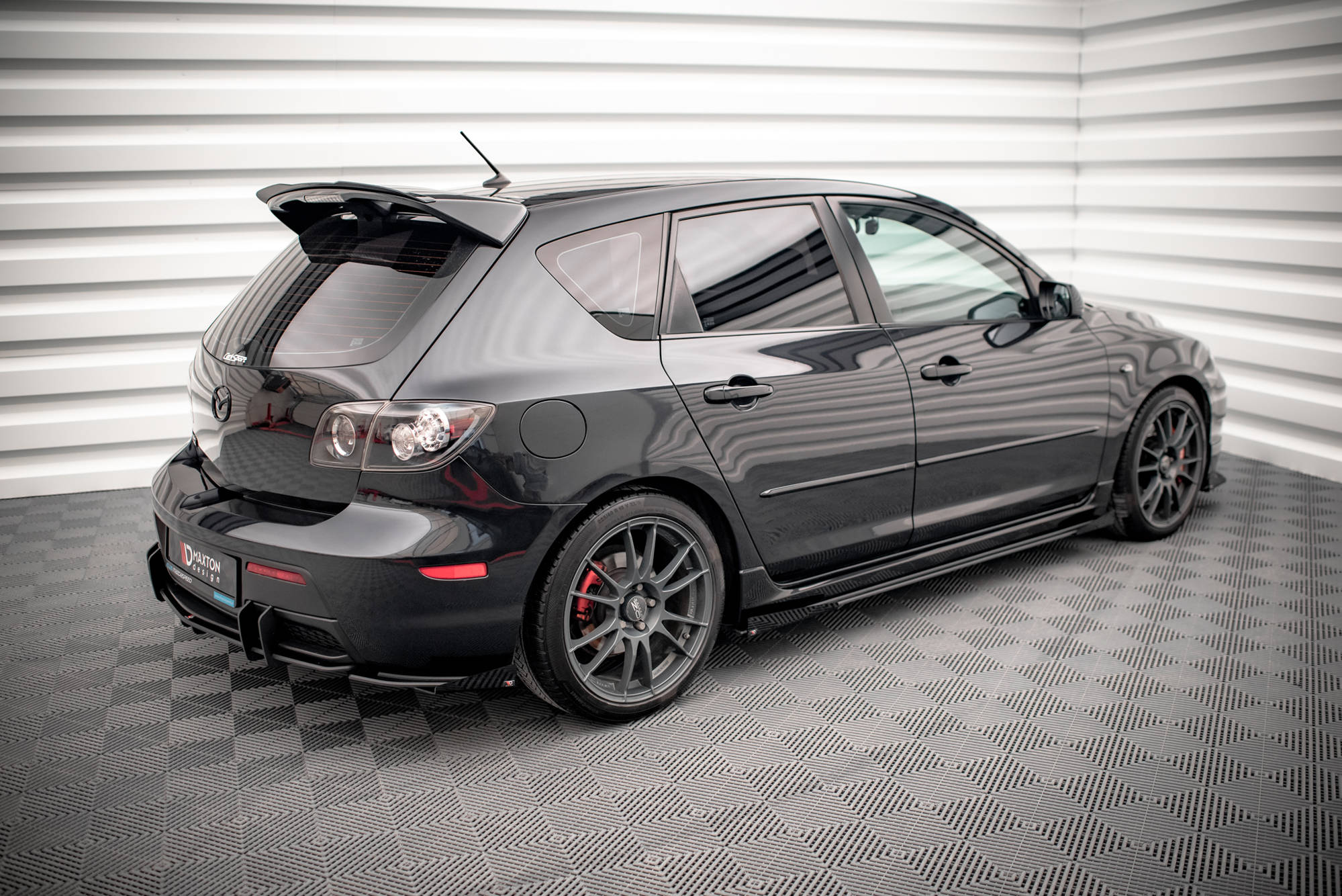 Street Pro Seitenschweller Leisten passend für Mazda 3 MPS Mk1 rot+ Hochglanz Flaps
