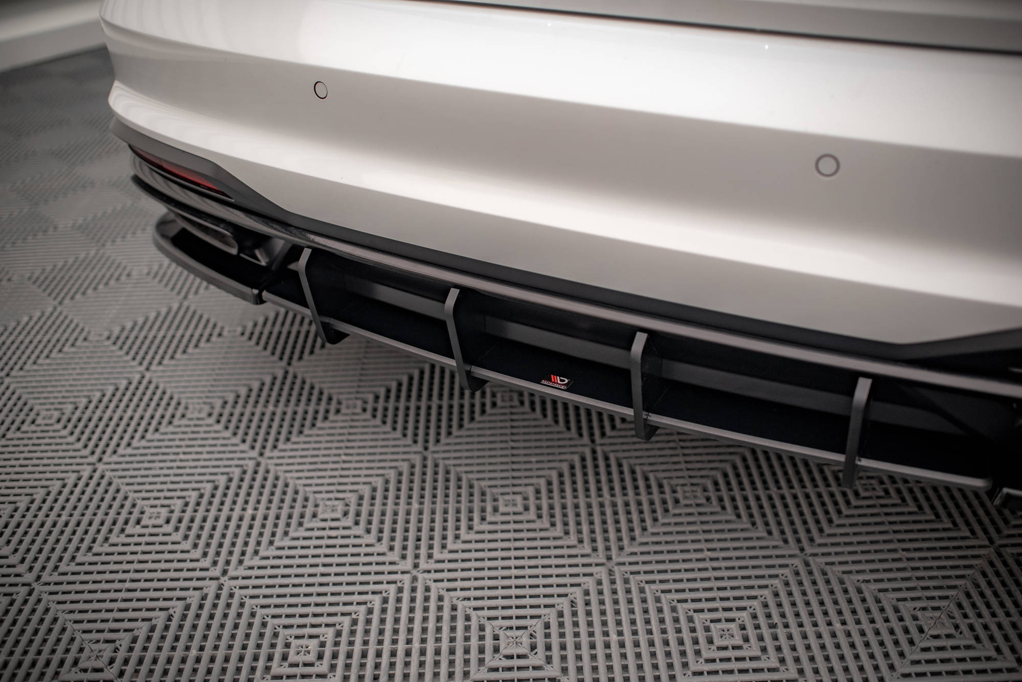 Street Pro Heckschürze Heck Ansatz Diffusor passend für Audi A4 B9 FL rot