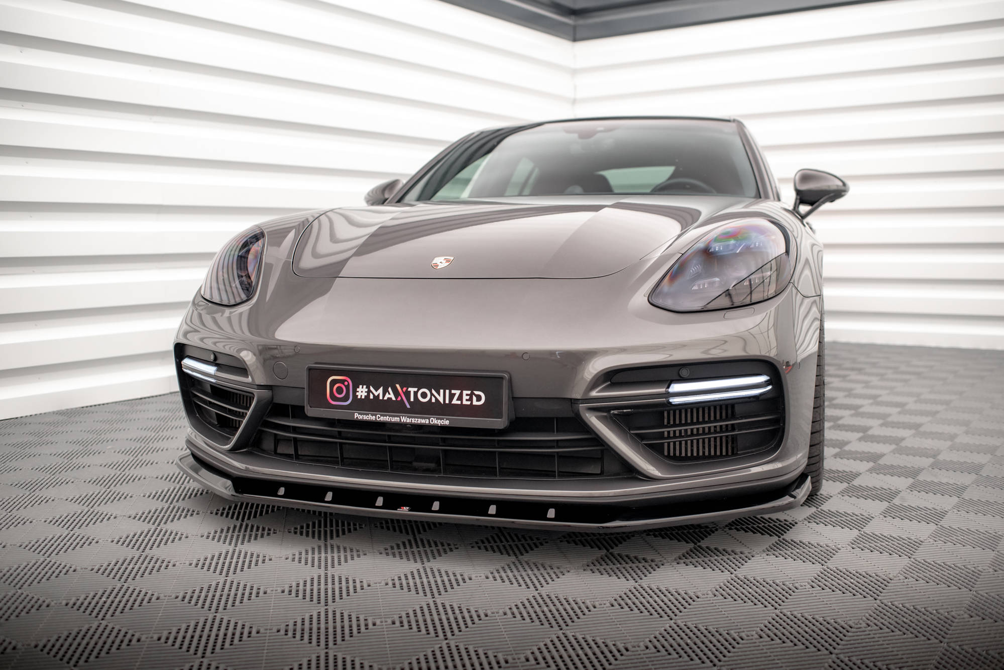 Street+ Spoilerlippe Front Ansatz V.1 passend für Porsche Panamera Turbo S E-Hybrid schwarz Hochglanz