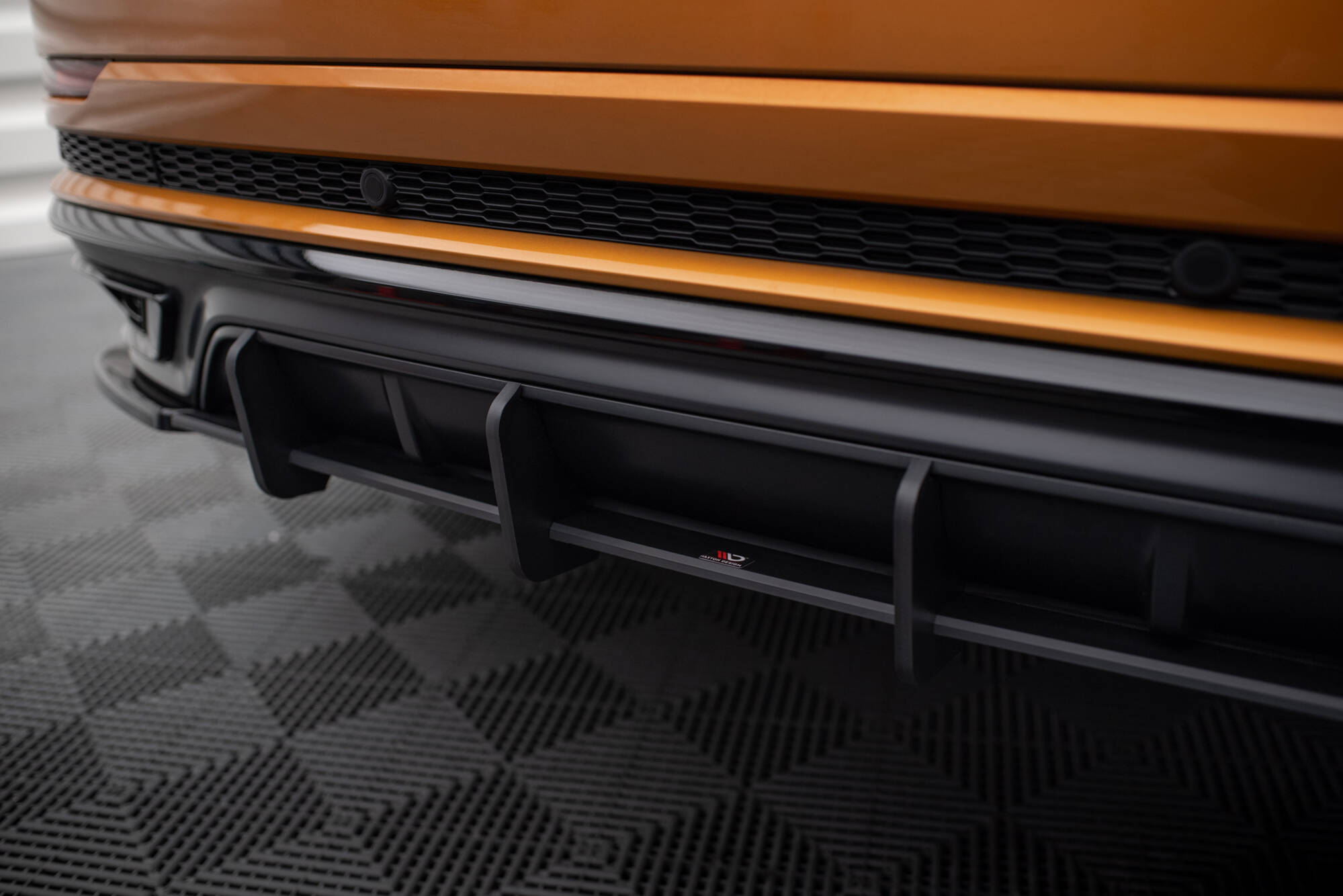 Street Pro Heckschürze Heck Ansatz Diffusor passend für Audi Q8 S-Line Mk1 ROT