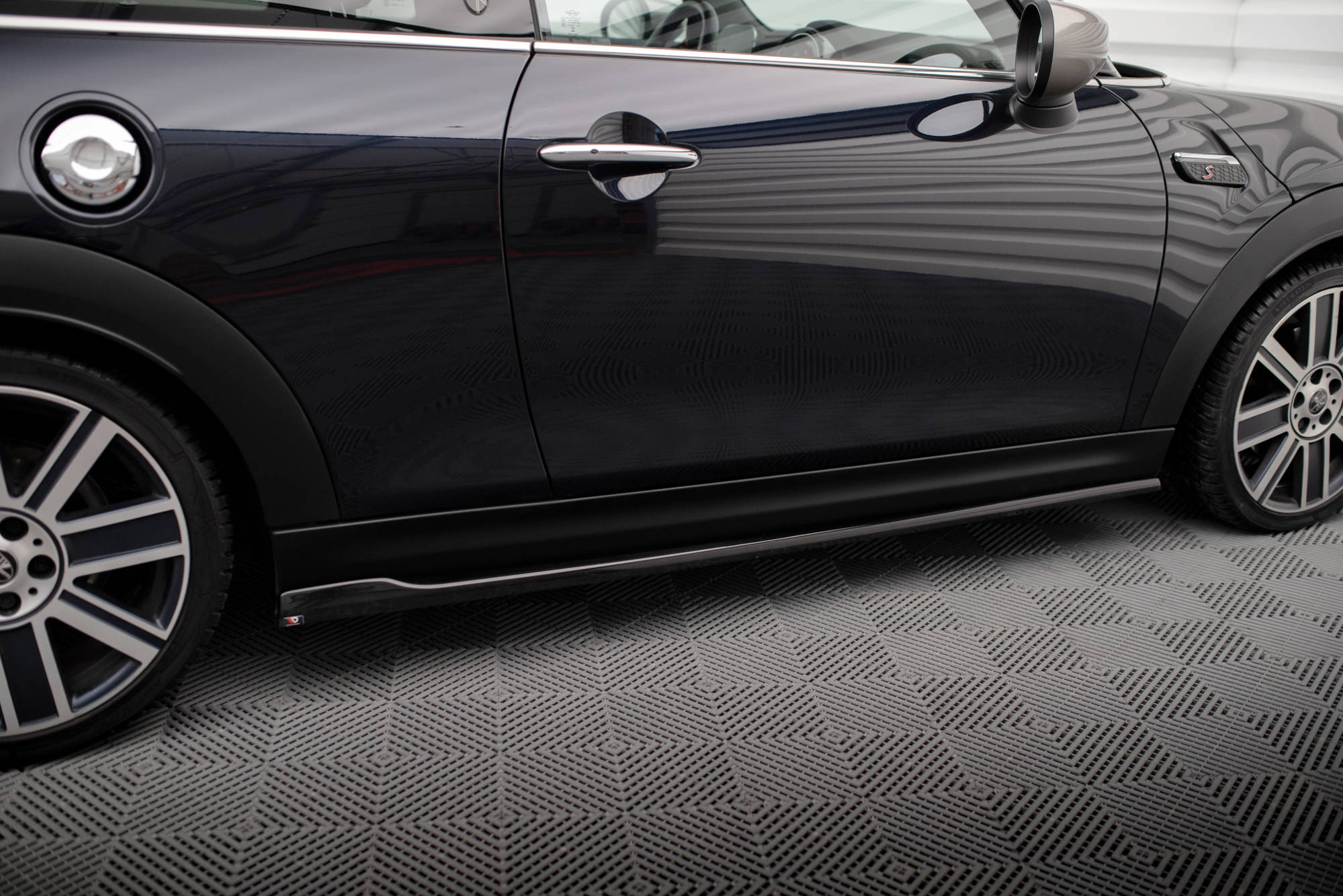 Street+ Seitenschweller Leisten passend für Mini Cooper S F56 FL schwarz Hochglanz